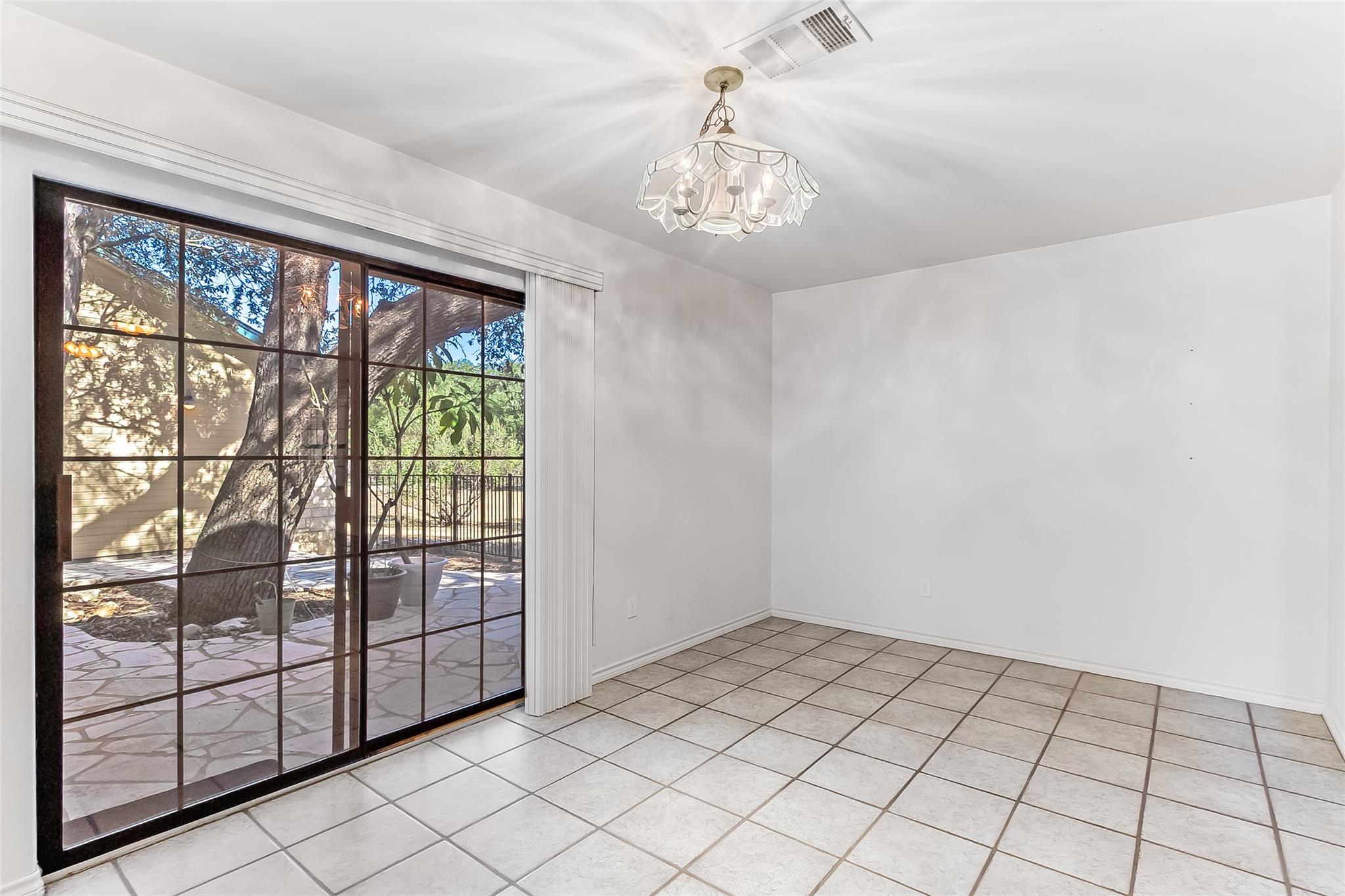 309 Delaware Springs Blvd, Burnet, TX 78611