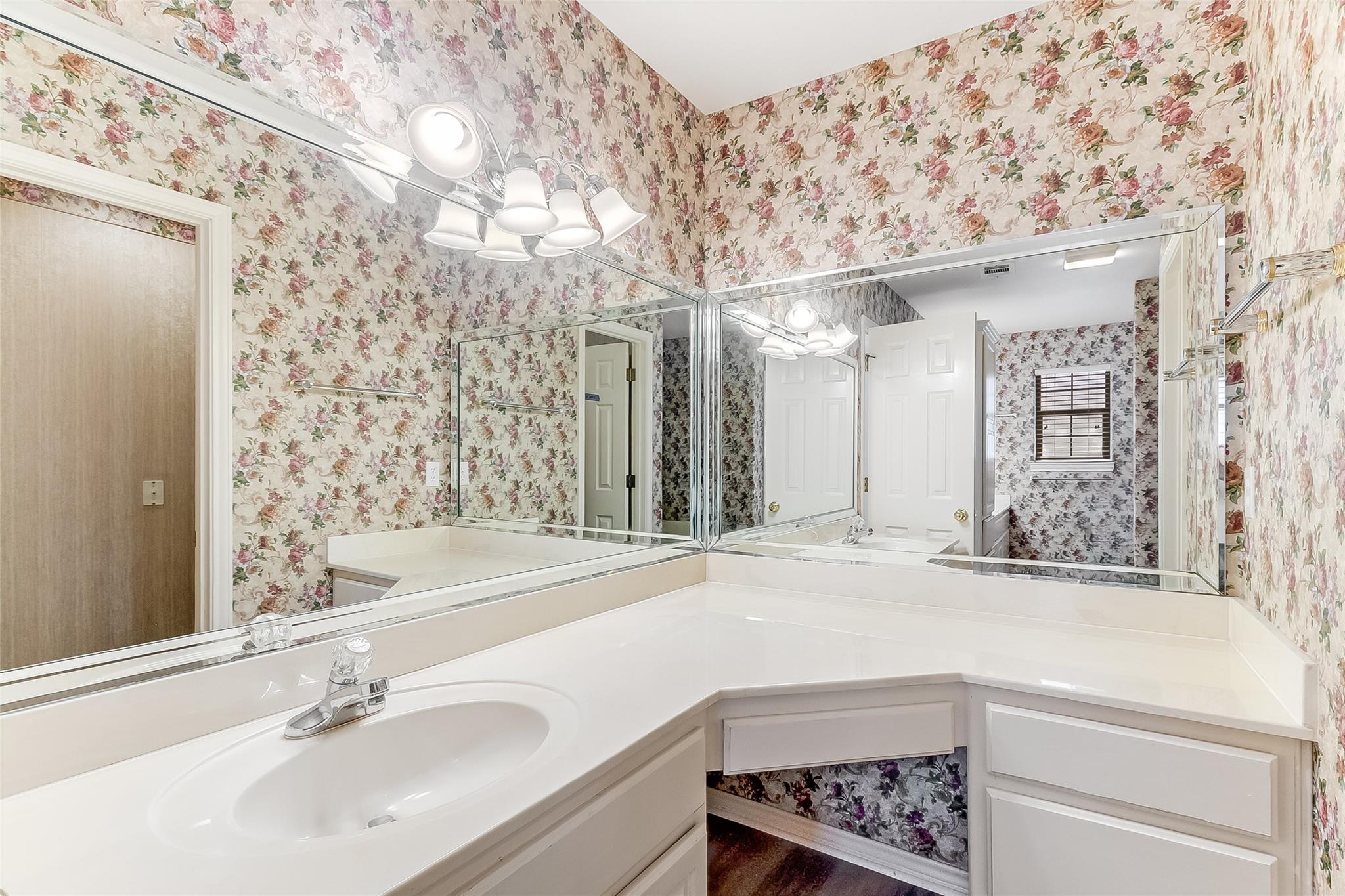 309 Delaware Springs Blvd, Burnet, TX 78611