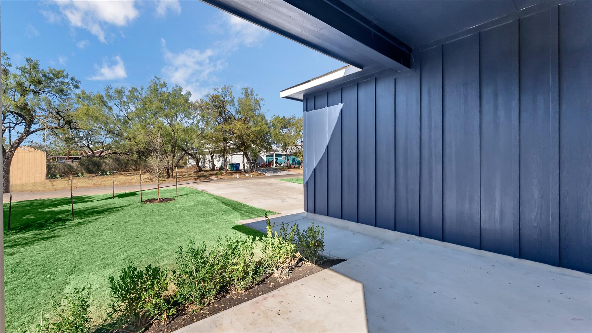 639 Magnolia Ln, Cottonwood Shores, TX 78657