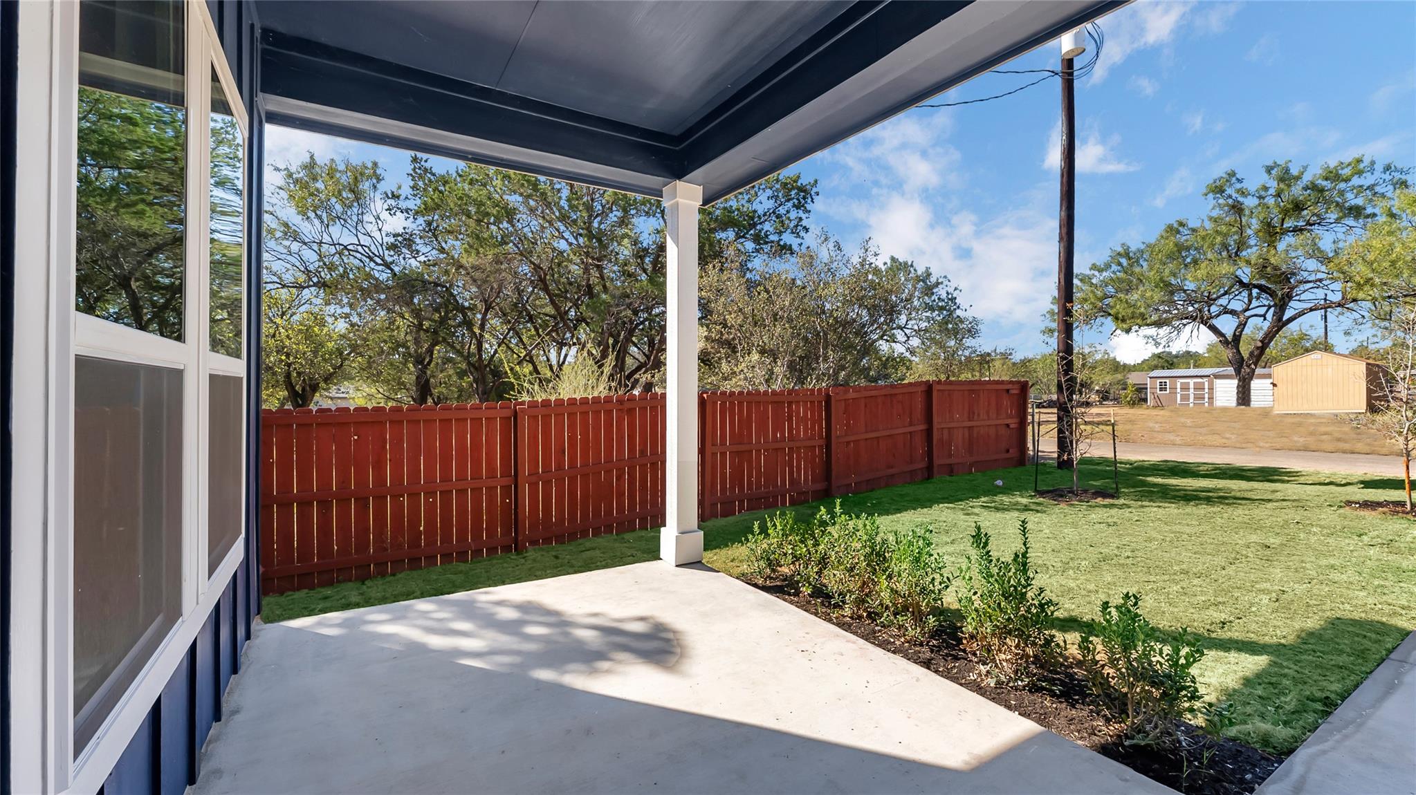 639 Magnolia Ln, Cottonwood Shores, TX 78657