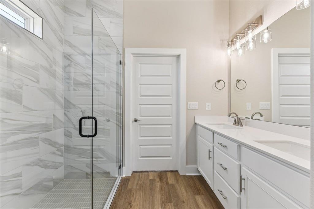 639 Magnolia Ln, Cottonwood Shores, TX 78657