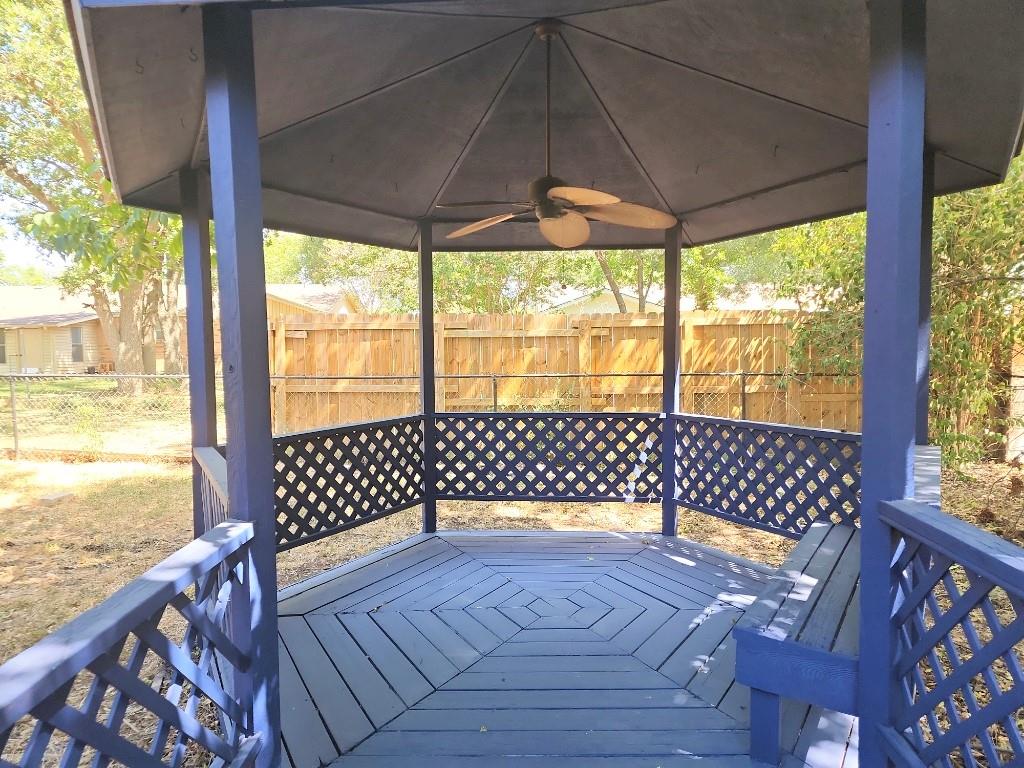 807 Country Club Rd, Georgetown, TX 78628