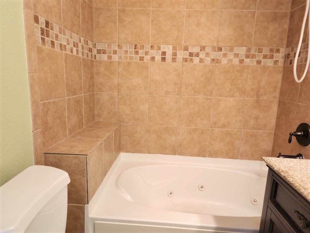 807 Country Club Rd, Georgetown, TX 78628