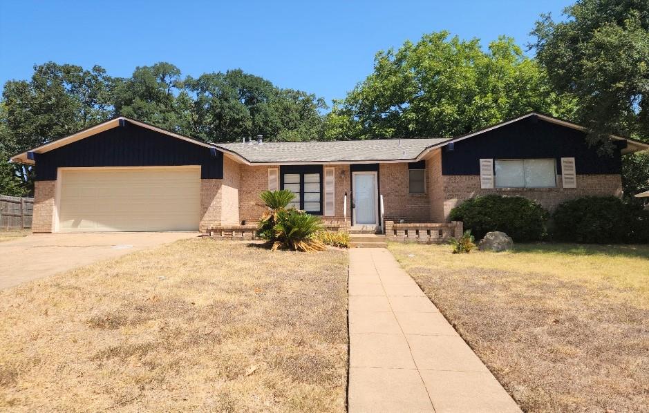 807 Country Club Rd, Georgetown, TX 78628