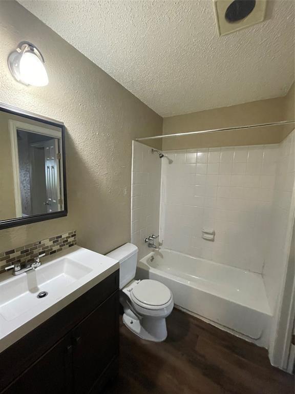 516 South Park Dr # 201, Austin, TX 78704