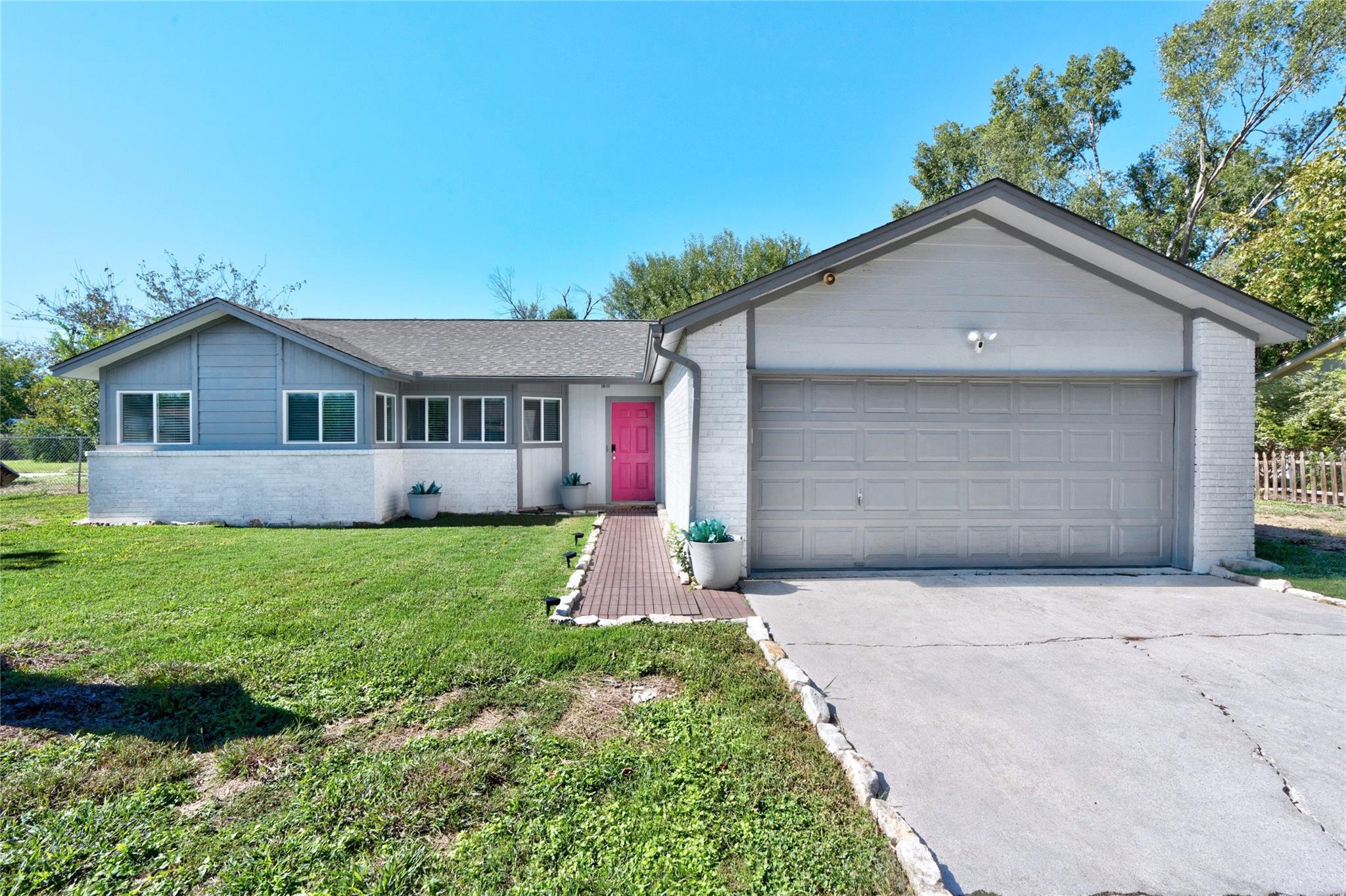 13314 Briar Hollow Dr, Austin, TX 78729