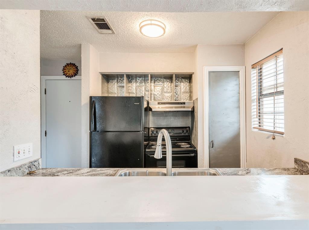 516 South Park Dr # 204, Austin, TX 78704