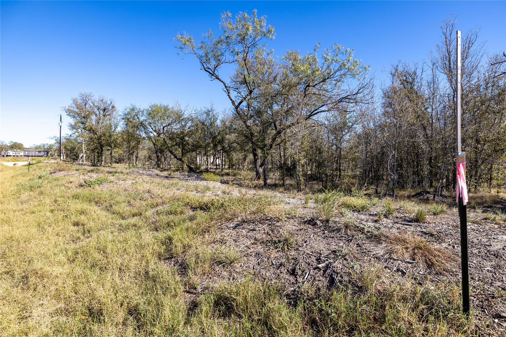 137 Baylen Clifton Ln, Lockhart, TX 78644