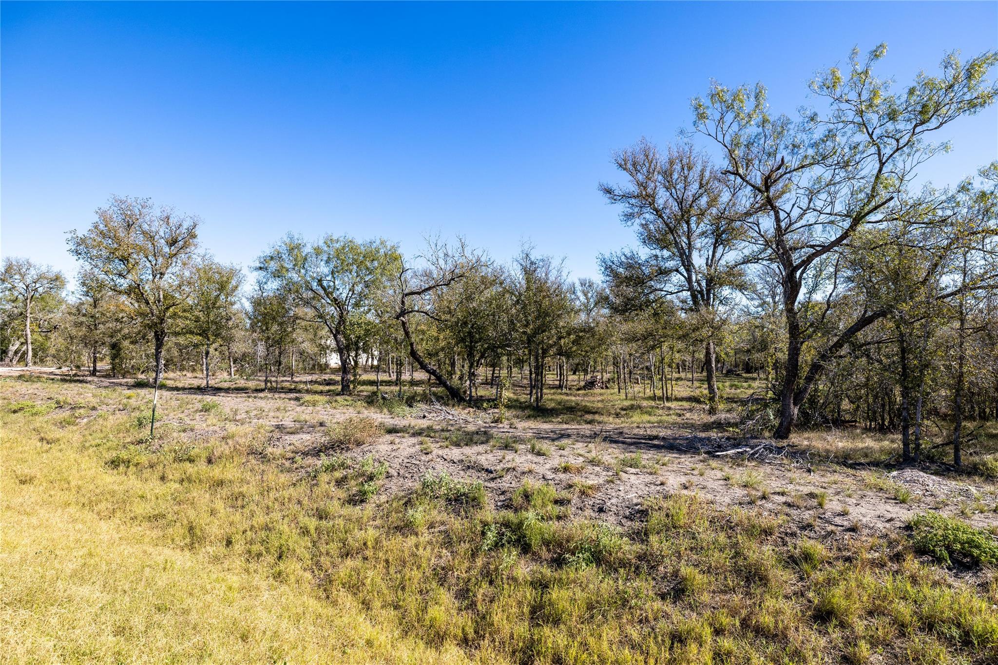 137 Baylen Clifton Ln, Lockhart, TX 78644