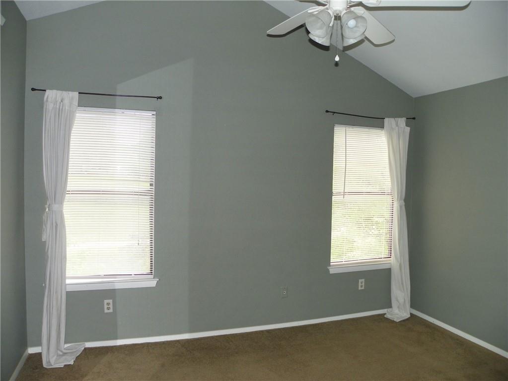 11901 Swearingen Dr # 15, Austin, TX 78758