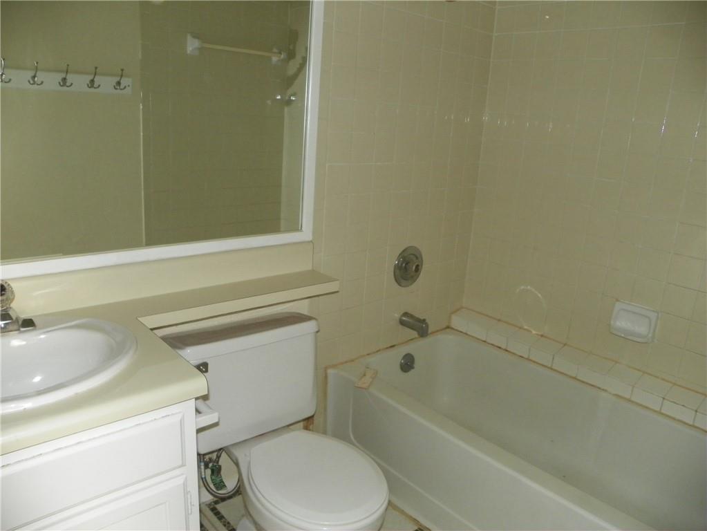 11901 Swearingen Dr # 15, Austin, TX 78758