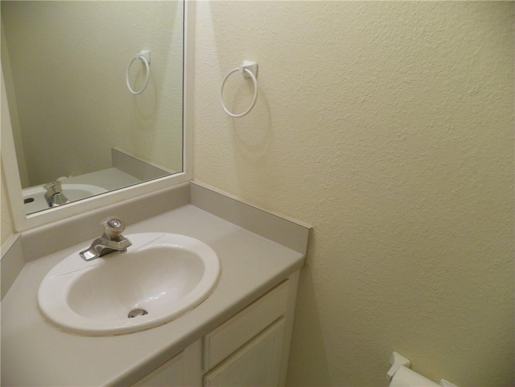 11901 Swearingen Dr # 15, Austin, TX 78758