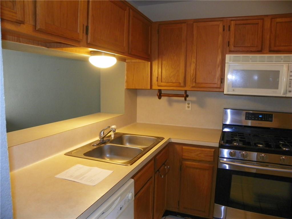 11901 Swearingen Dr # 15, Austin, TX 78758