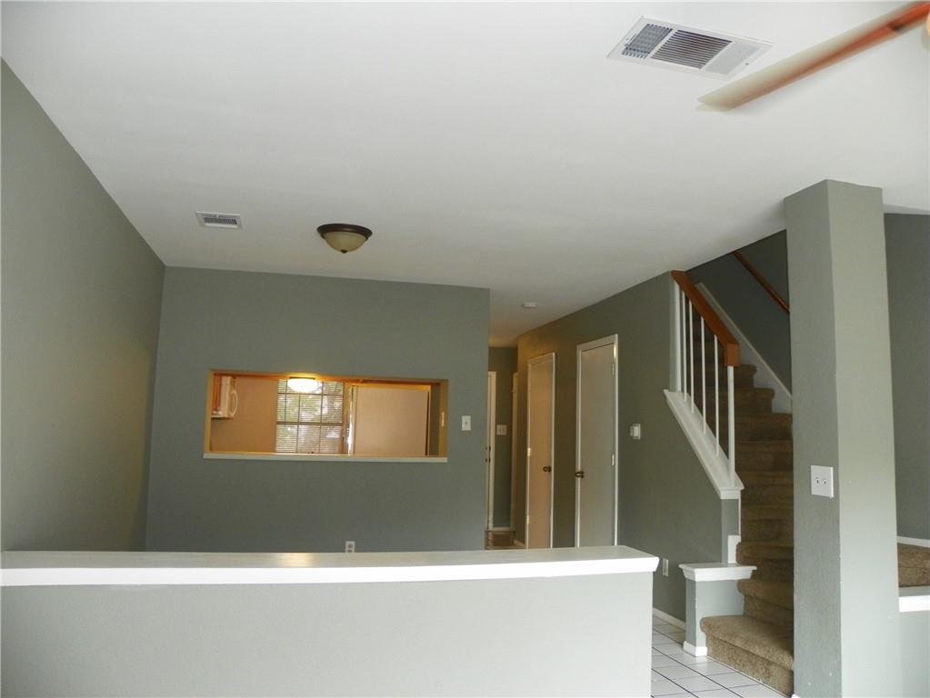 11901 Swearingen Dr # 15, Austin, TX 78758