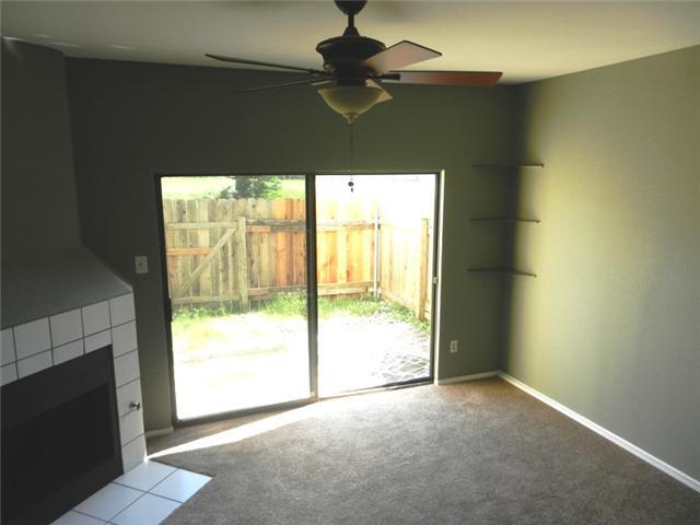 11901 Swearingen Dr # 15, Austin, TX 78758