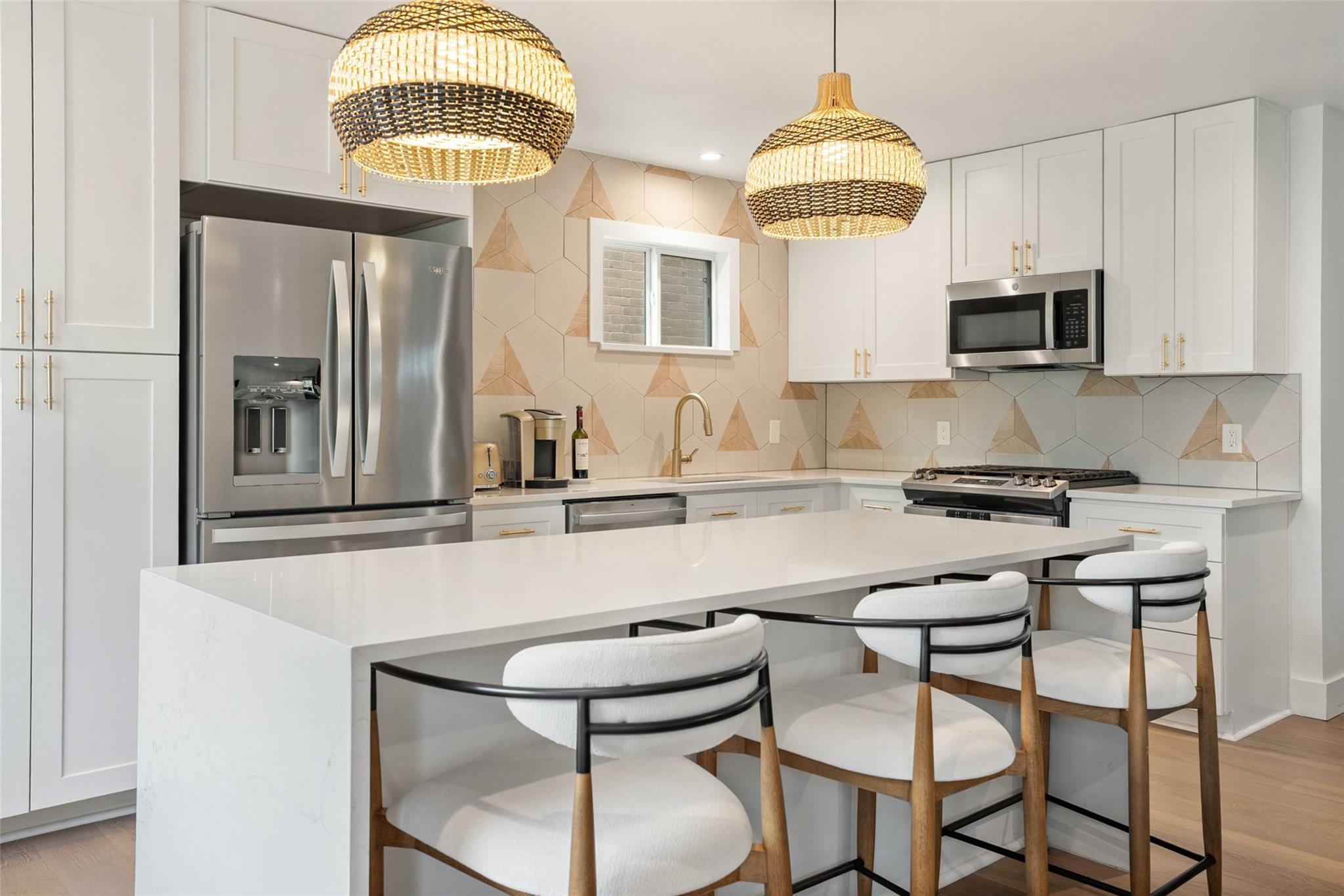 3808 Leafield Dr, Austin, TX 78749