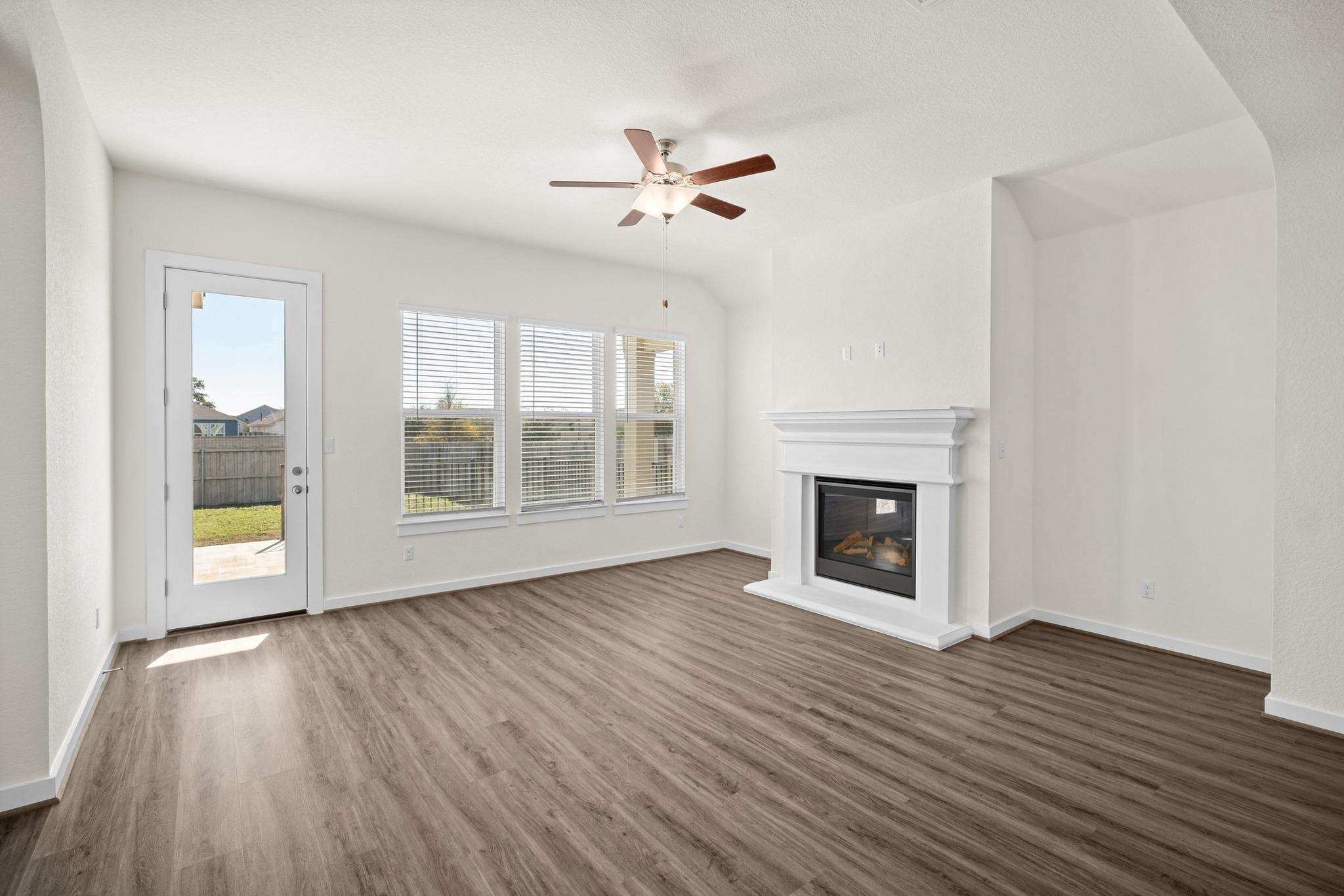 119 James Rose Ln, Bastrop, TX 78602