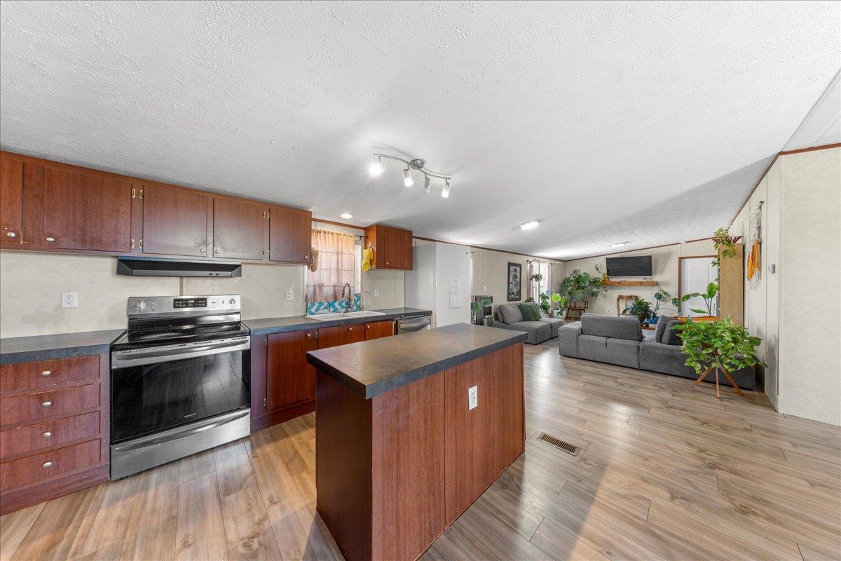 1307 Graef Rd # B, Kyle, TX 78640