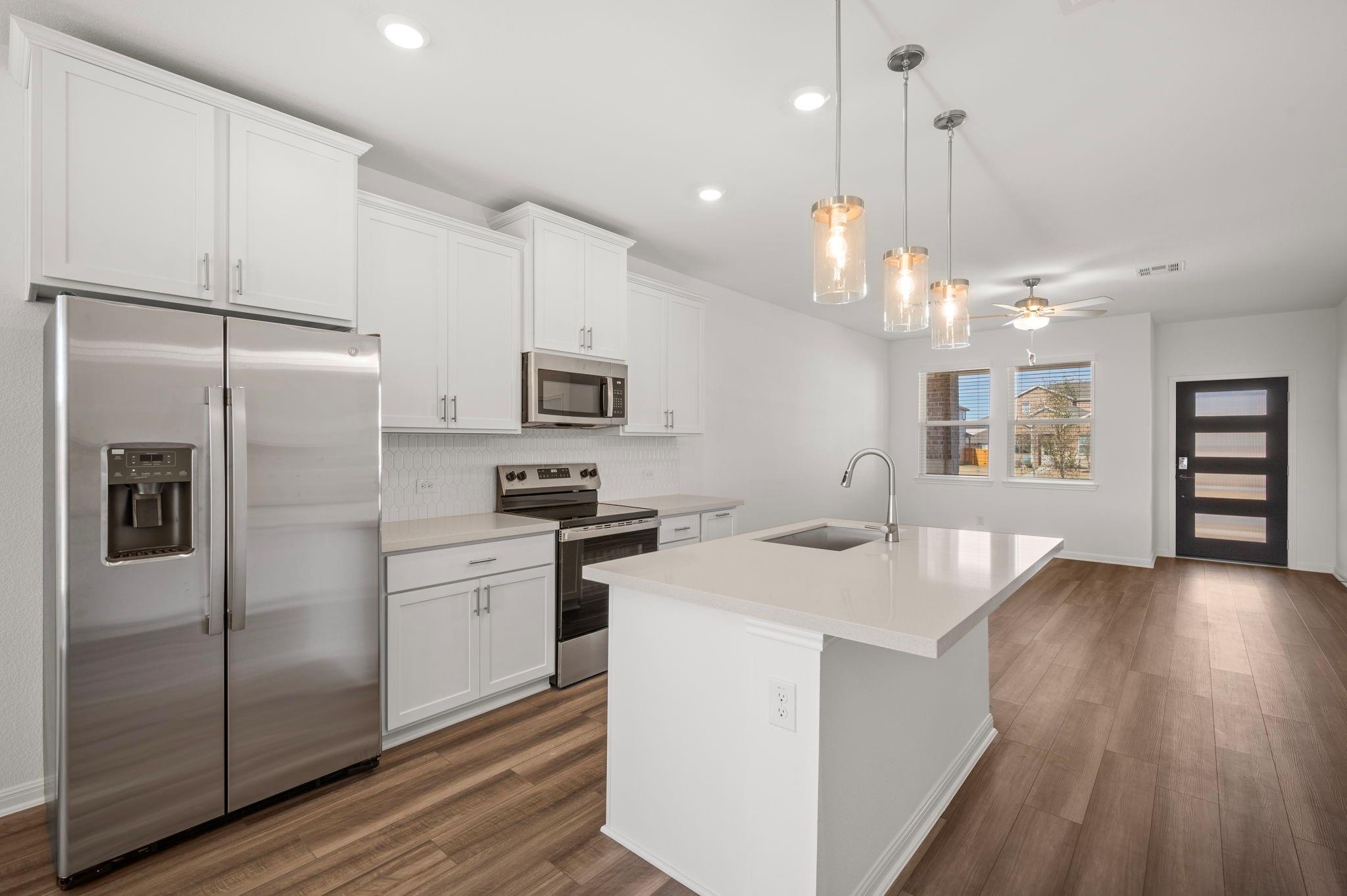 833 Long Run, Liberty Hill, TX 78642