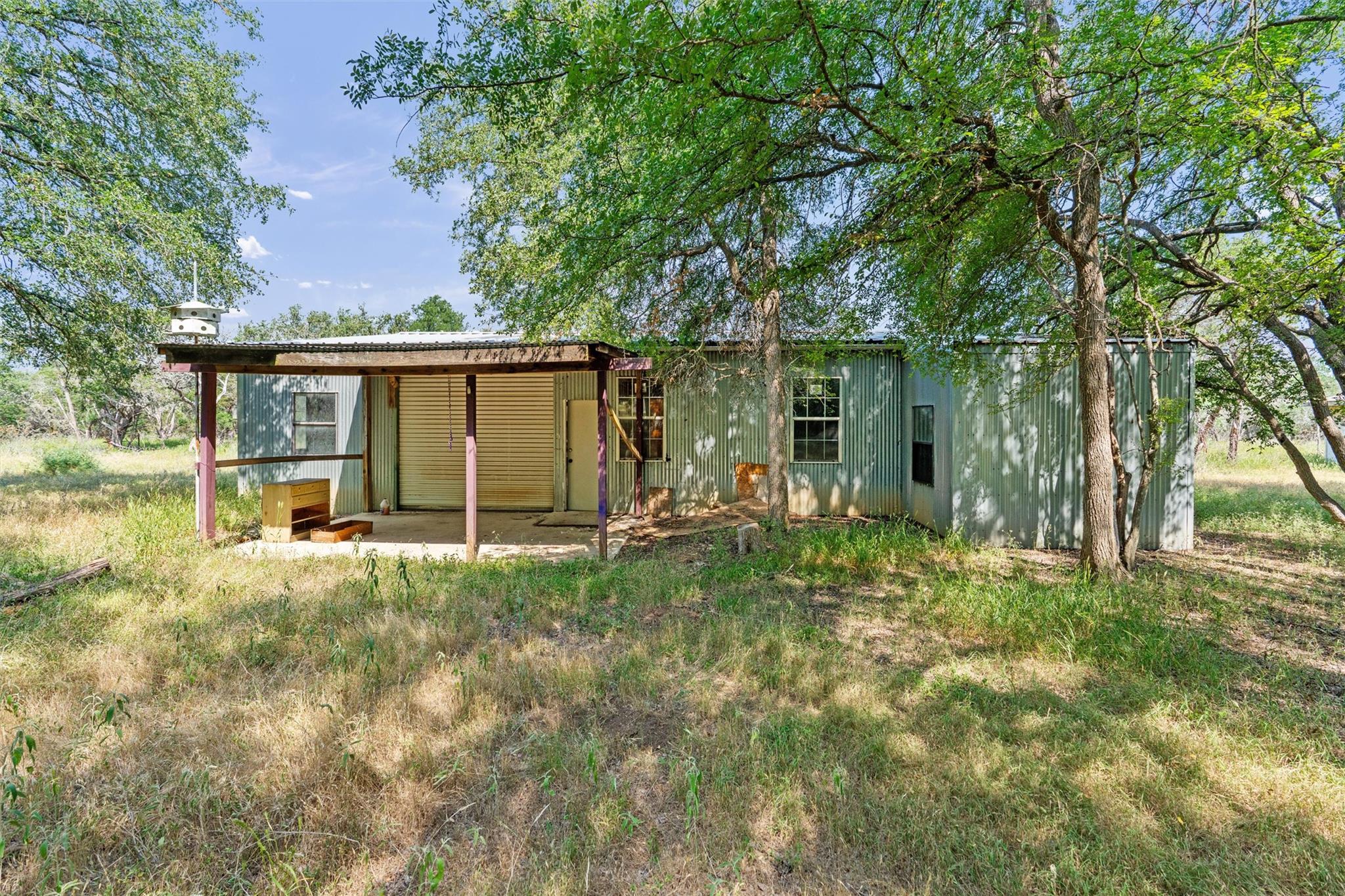 601 Deertrail Dr, San Marcos, TX 78666