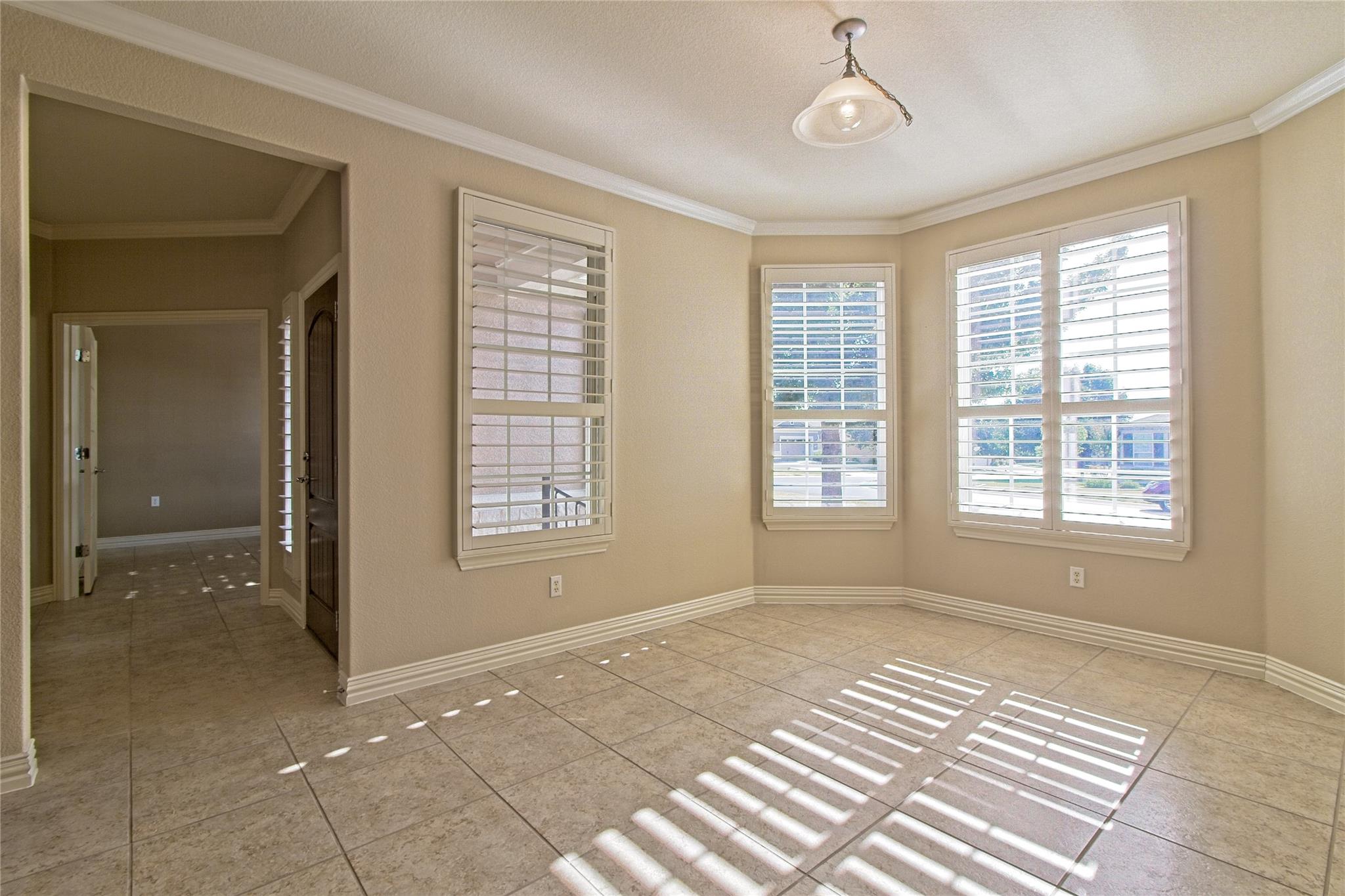 411 Capote Peak Dr, Georgetown, TX 78633