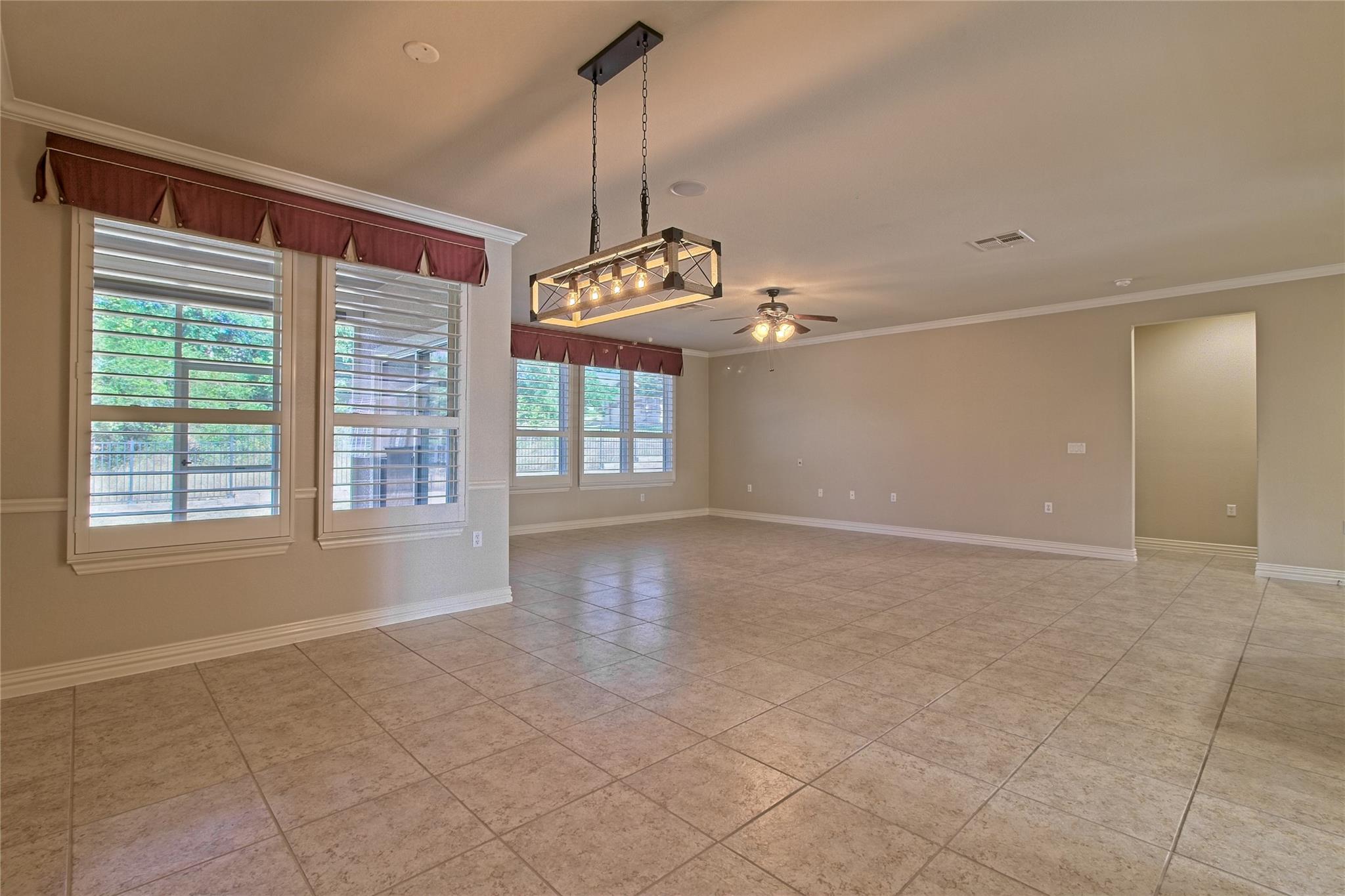 411 Capote Peak Dr, Georgetown, TX 78633