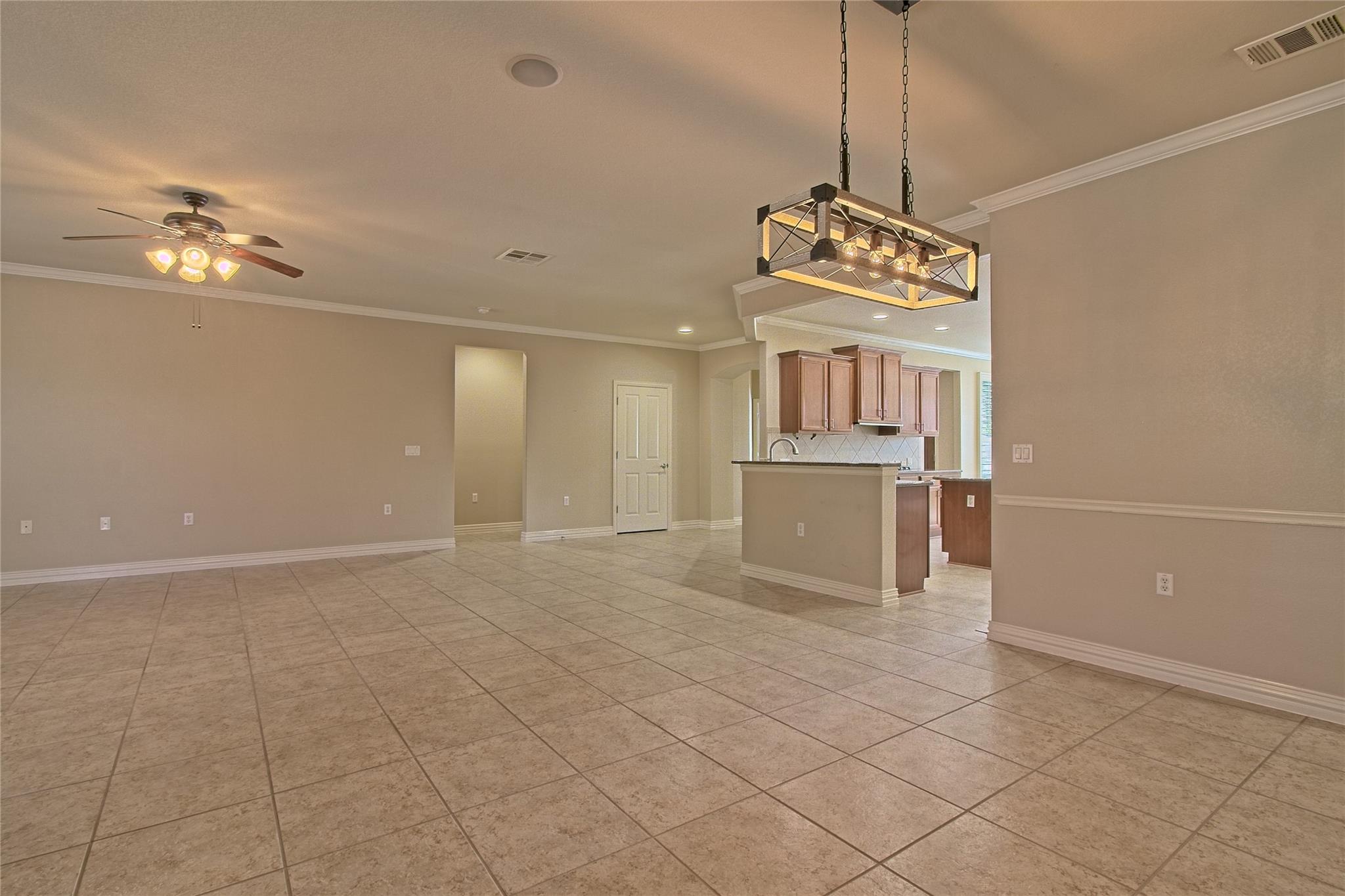 411 Capote Peak Dr, Georgetown, TX 78633