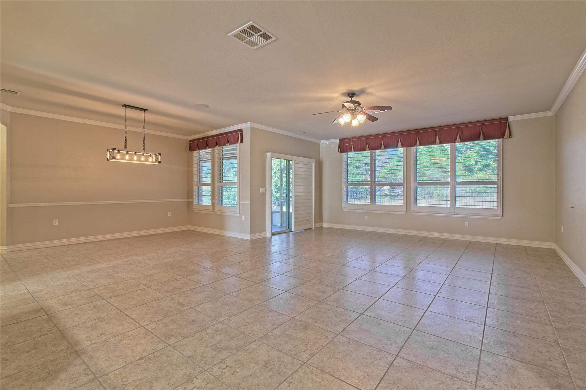 411 Capote Peak Dr, Georgetown, TX 78633