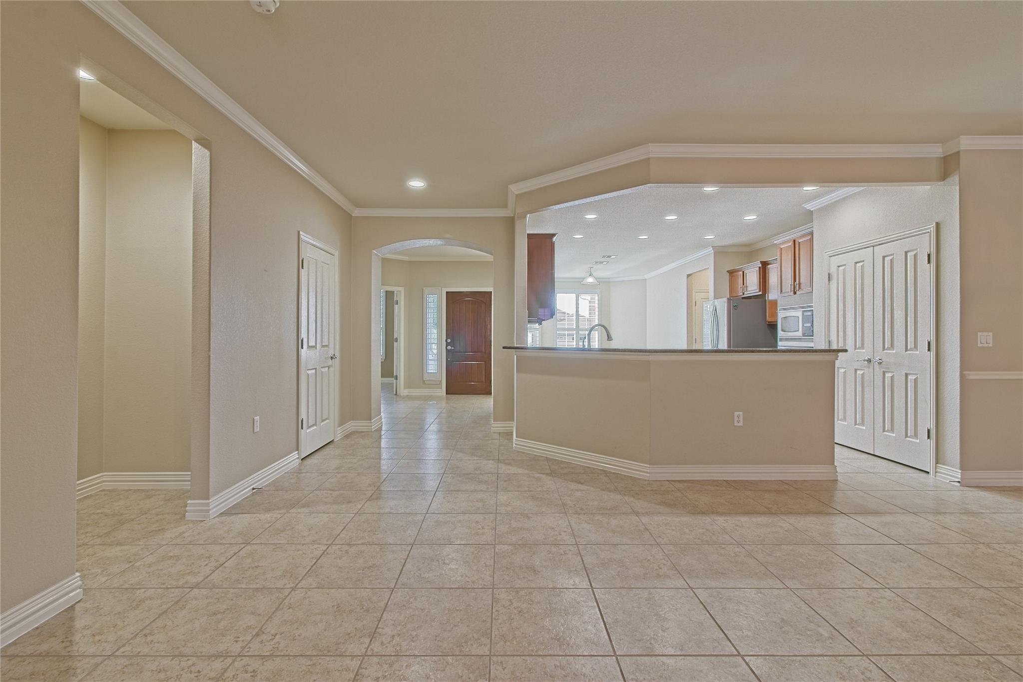 411 Capote Peak Dr, Georgetown, TX 78633