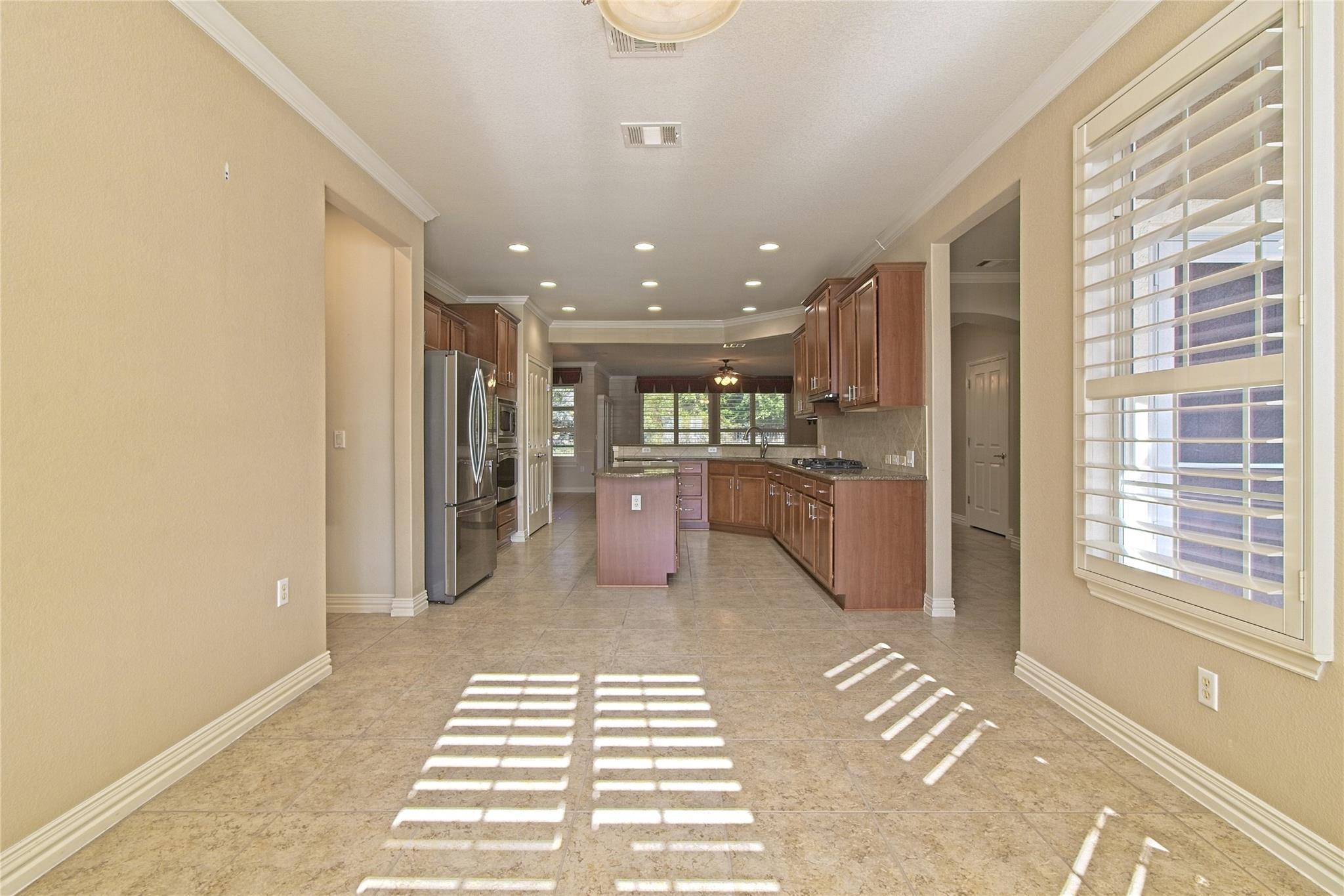 411 Capote Peak Dr, Georgetown, TX 78633