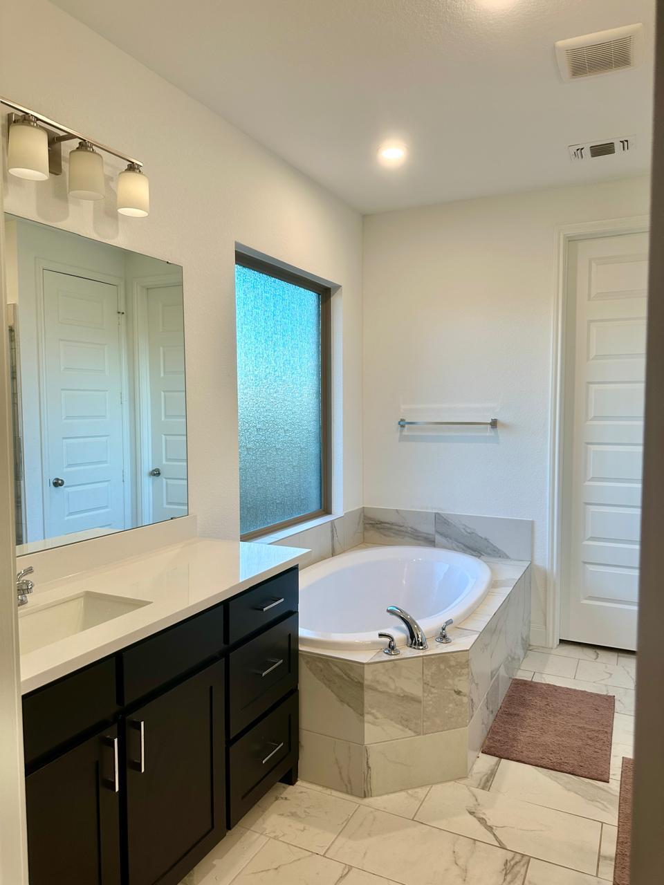 1113 Scenic Green Loop, Georgetown, TX 78628