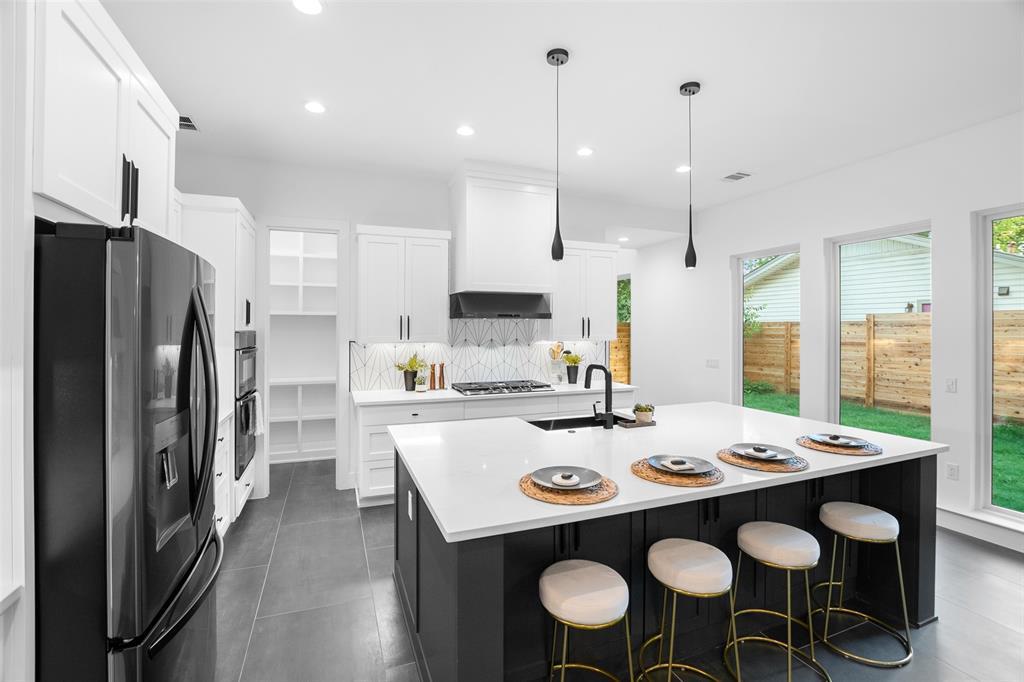 6304 Middleham Pl, Austin, TX 78745