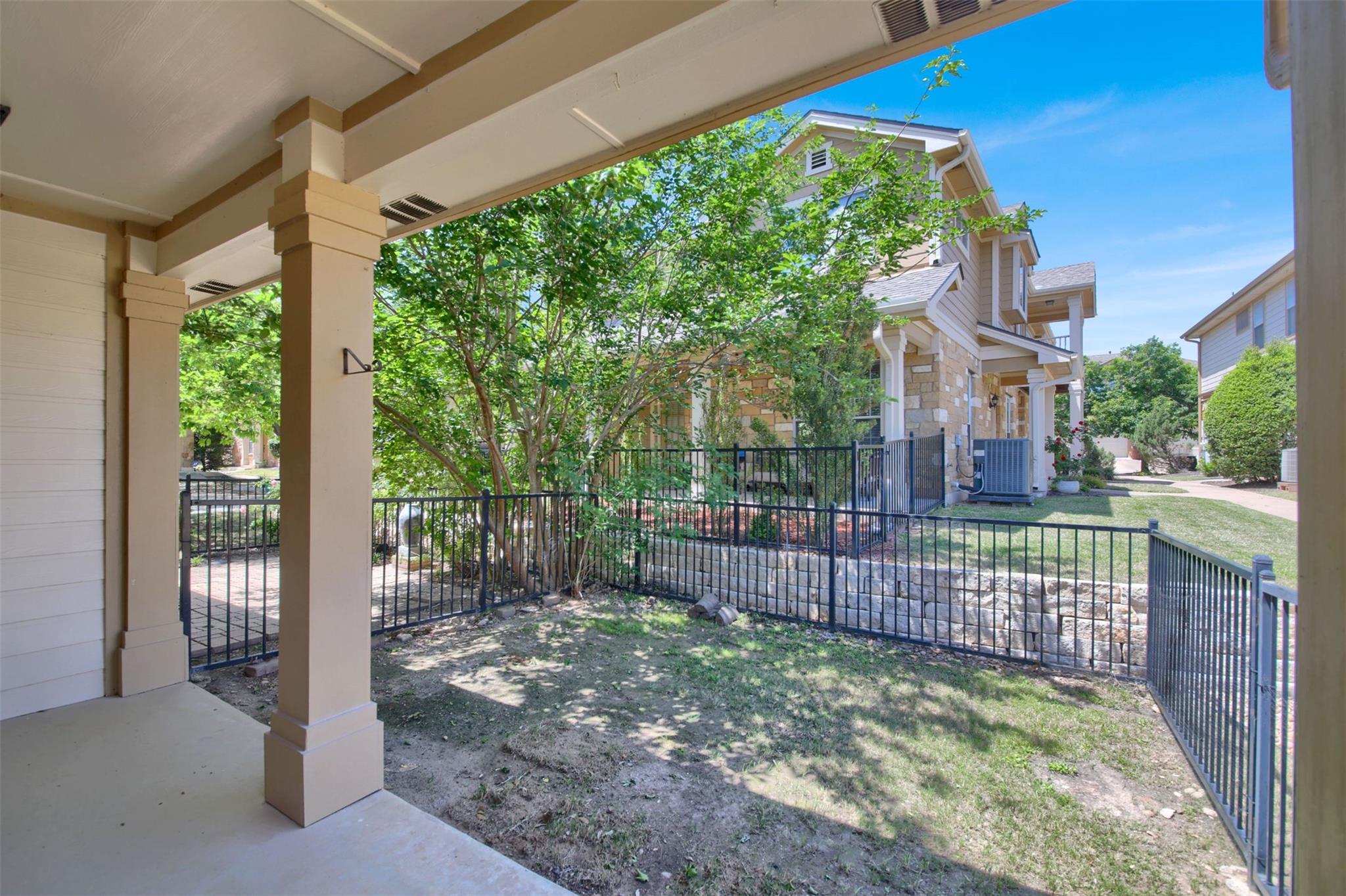16100 South Great Oaks #2202 Dr, Round Rock, TX 78681