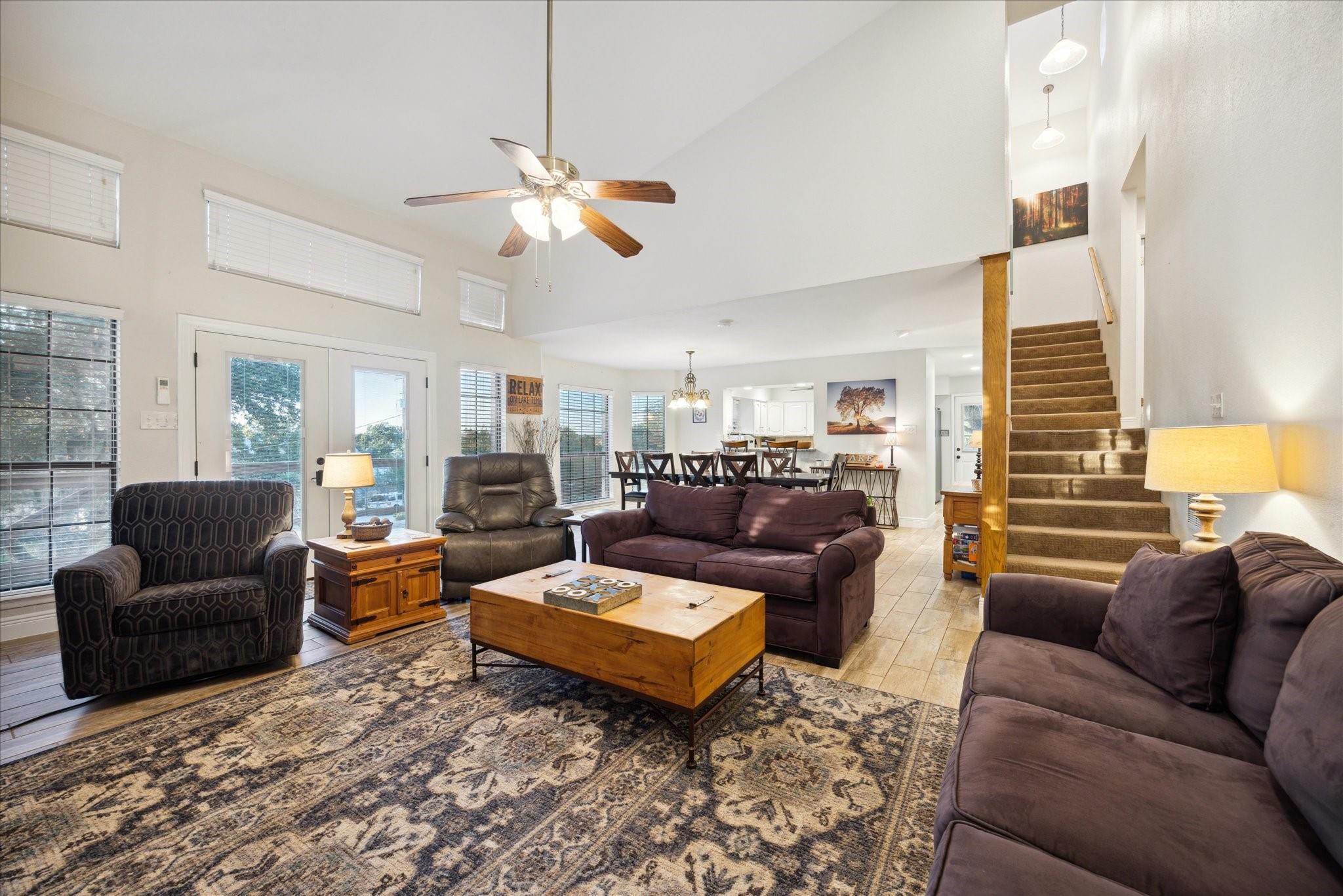 2232 Glenn Dr, Canyon Lake, TX 78133