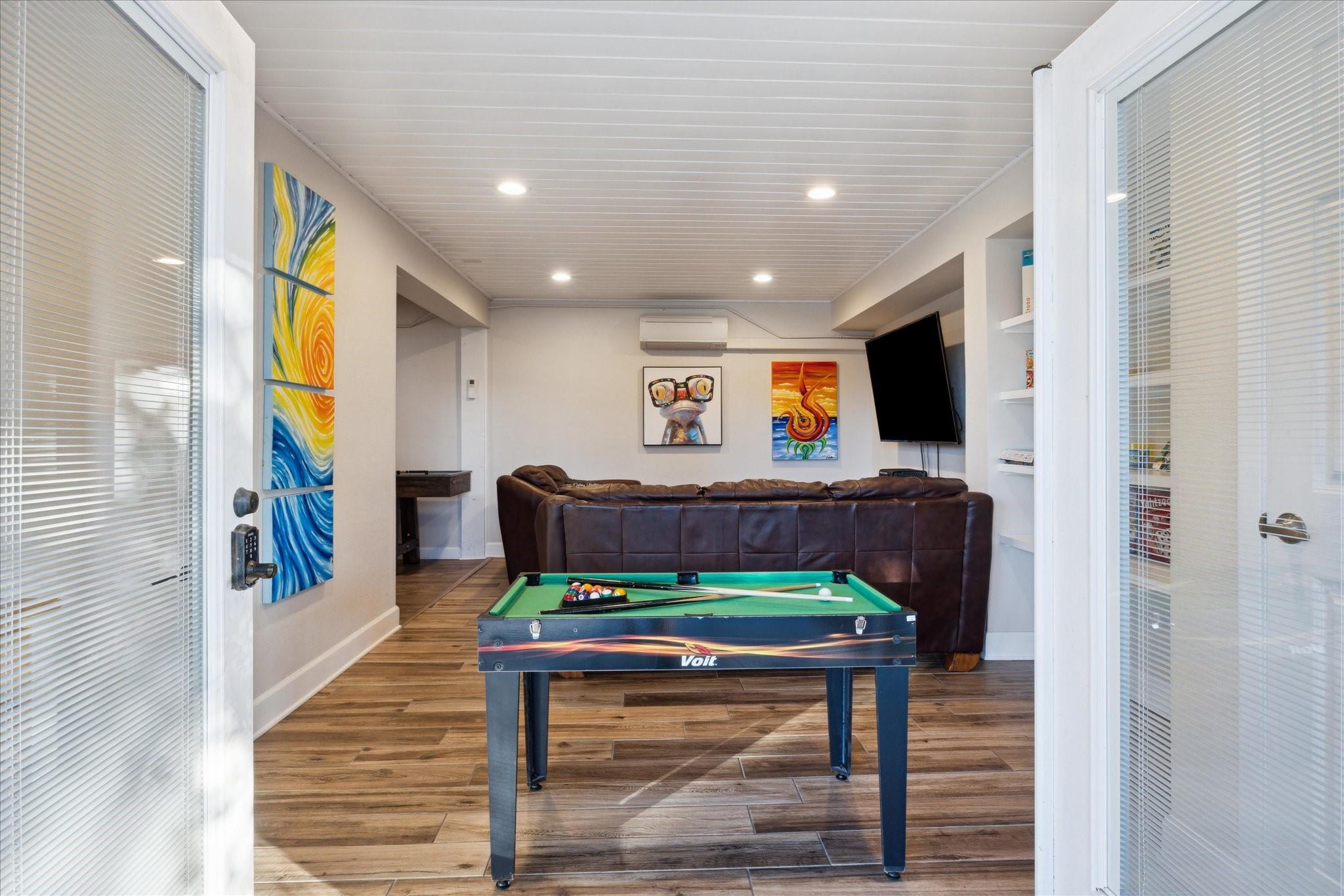 2232 Glenn Dr, Canyon Lake, TX 78133