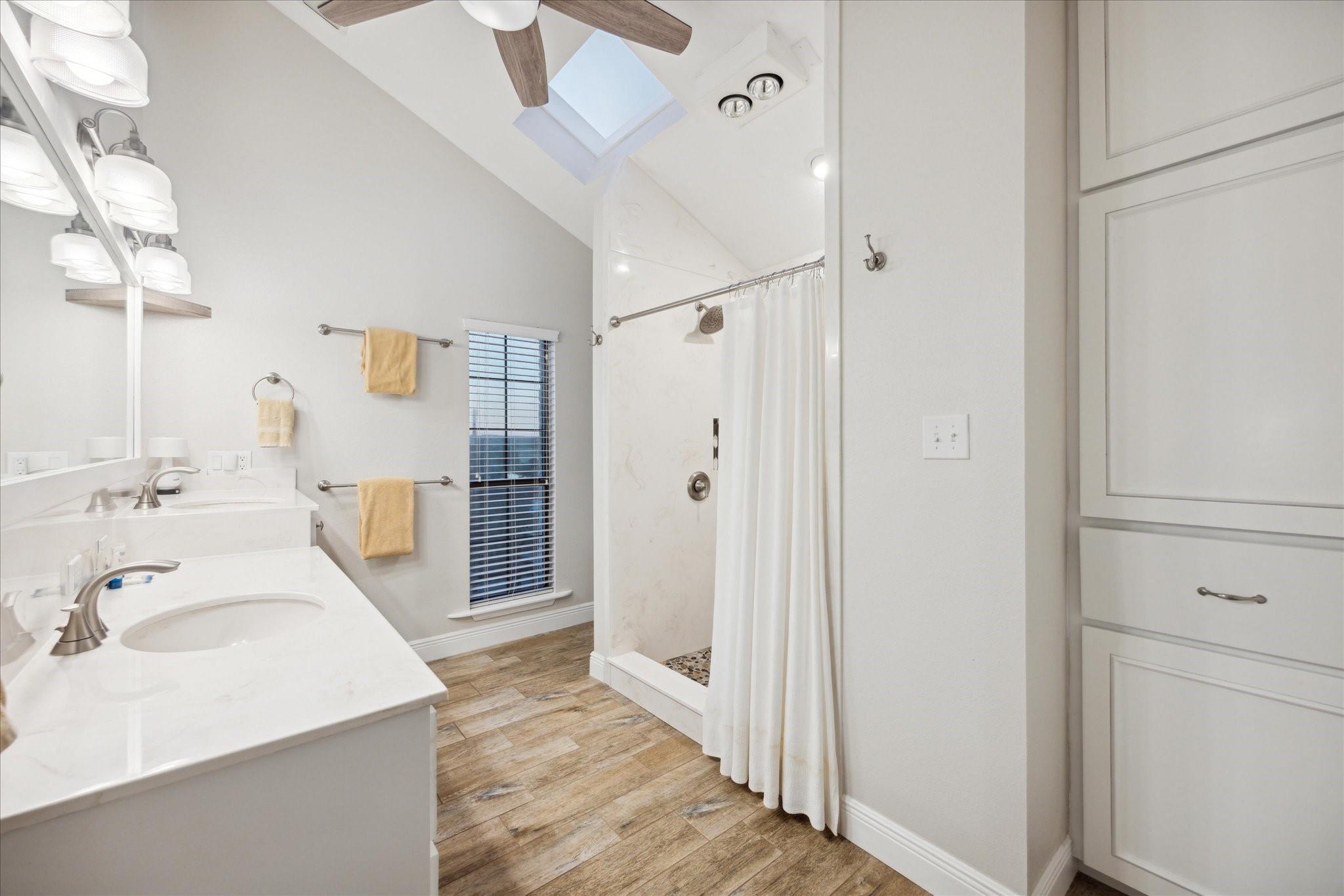 2232 Glenn Dr, Canyon Lake, TX 78133