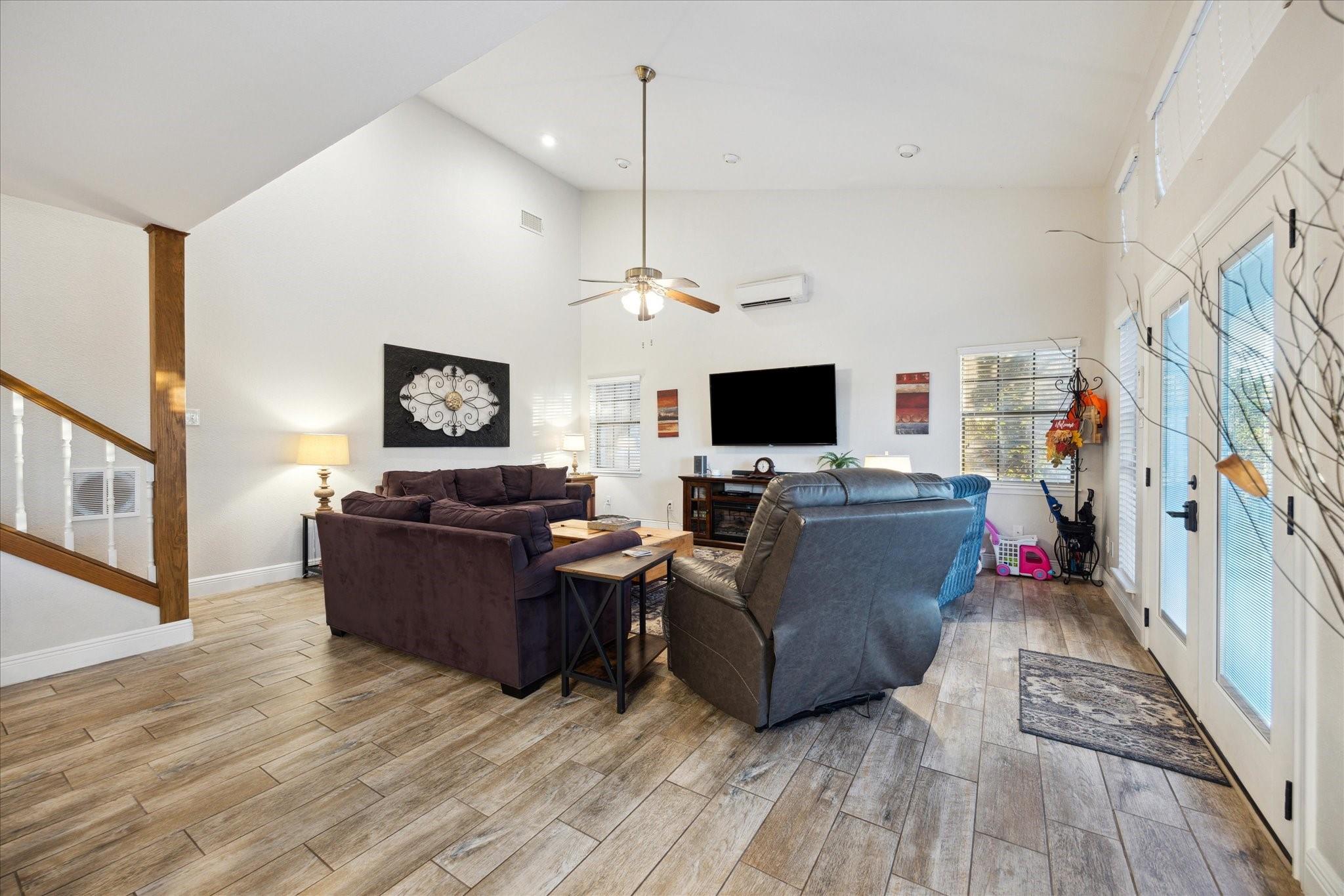 2232 Glenn Dr, Canyon Lake, TX 78133