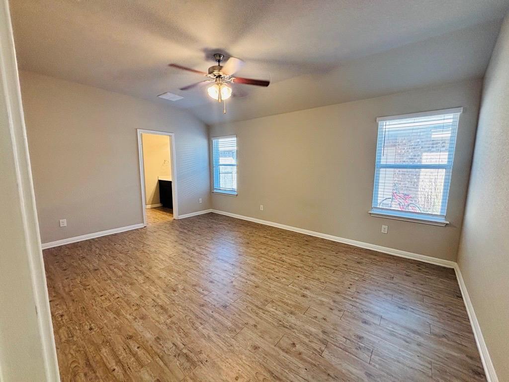 1320 Walden Pond Dr, Pflugerville, TX 78660