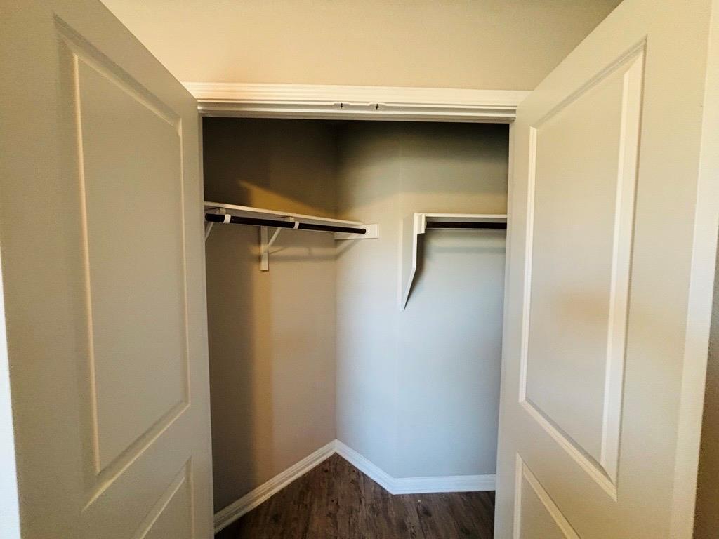 1320 Walden Pond Dr, Pflugerville, TX 78660