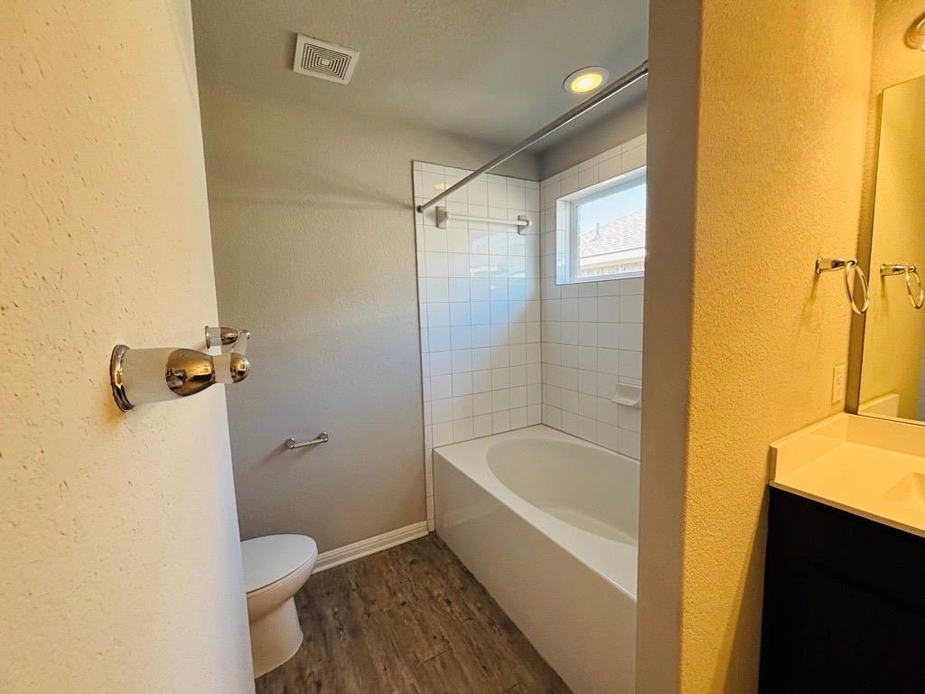 1320 Walden Pond Dr, Pflugerville, TX 78660