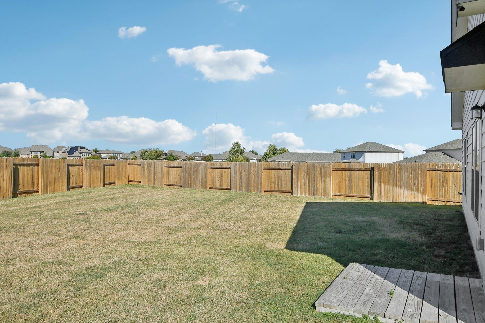 112 Comet Pointe Dr, Georgetown, TX 78628