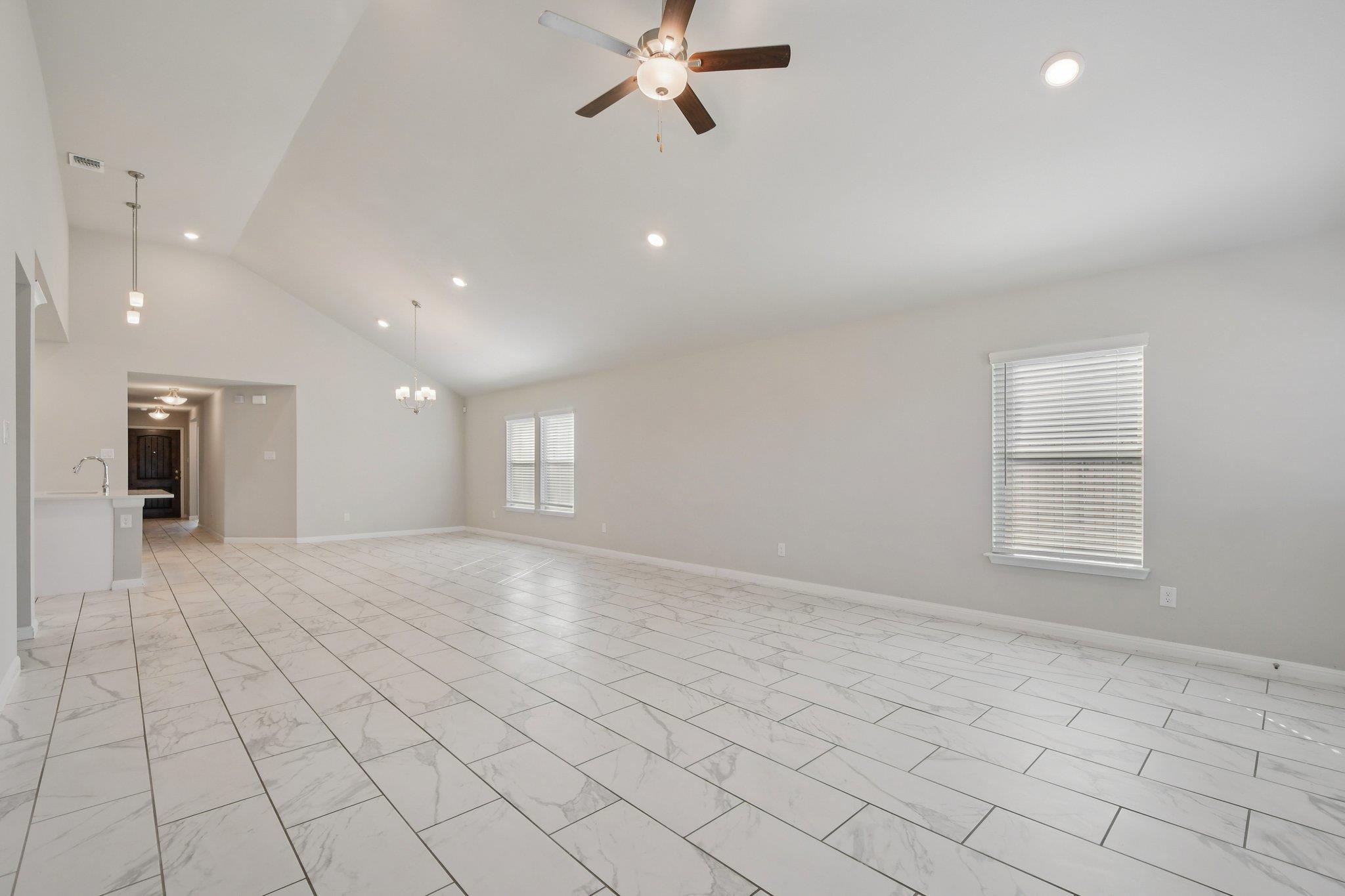 112 Comet Pointe Dr, Georgetown, TX 78628