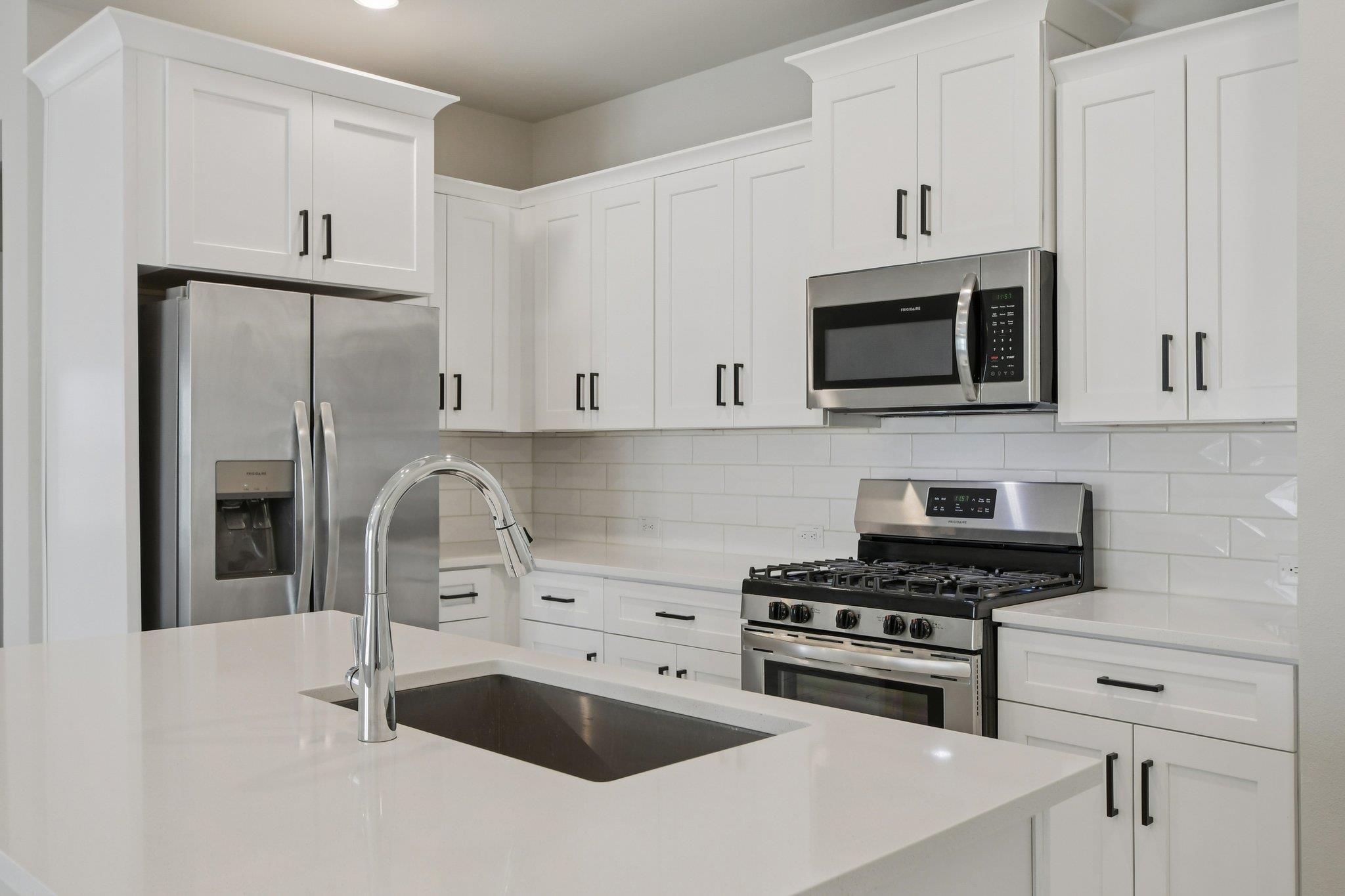 112 Comet Pointe Dr, Georgetown, TX 78628