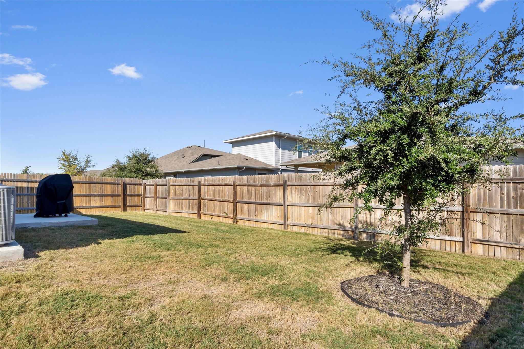 8206 Linda Michelle Ln, Austin, TX 78724