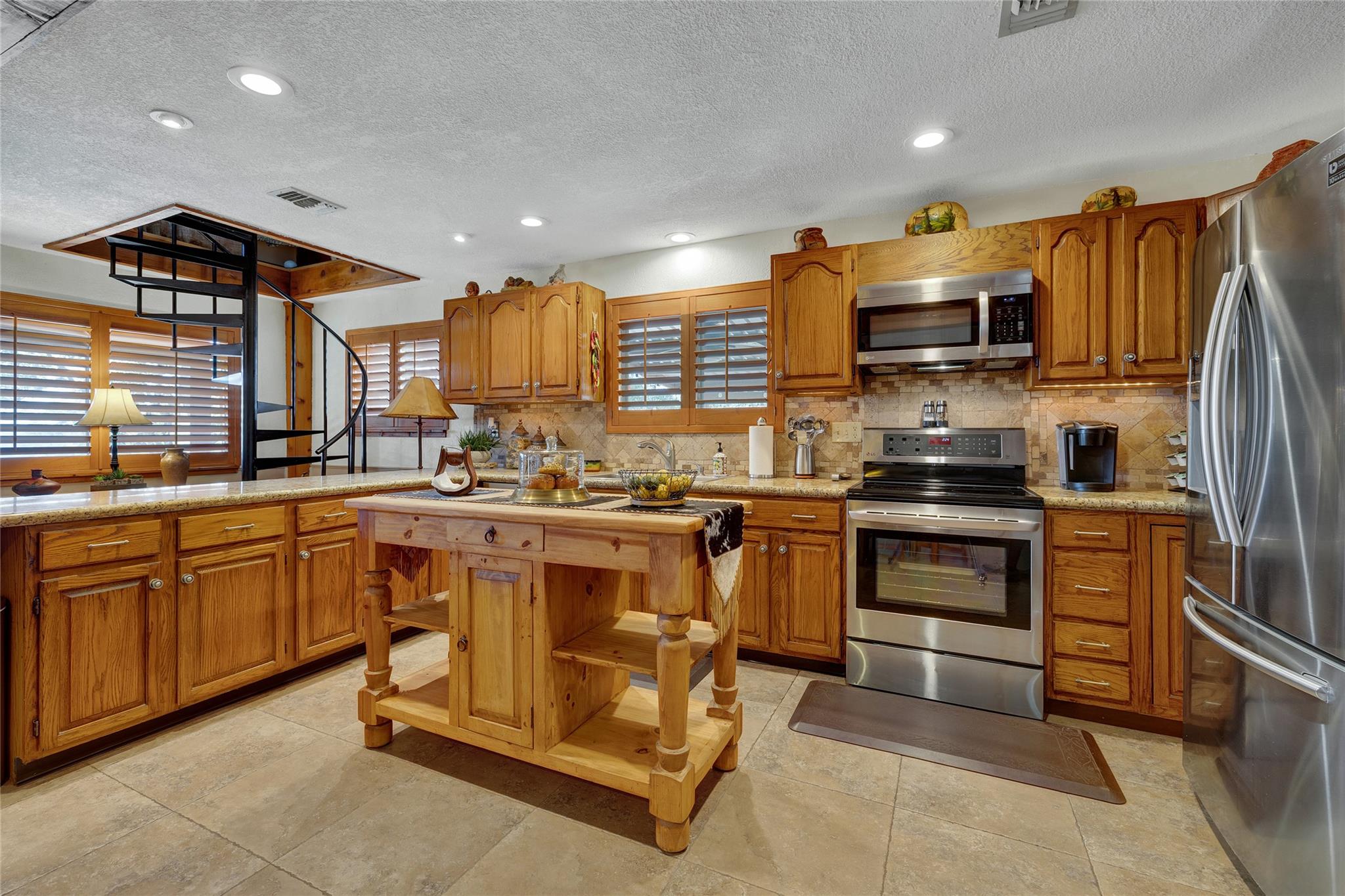 1631 Cattail, Canyon Lake, TX 78133