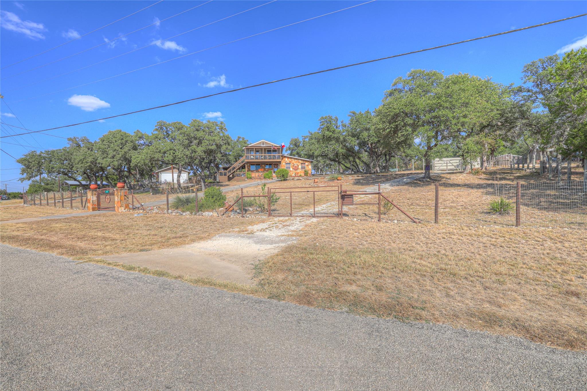 1631 Cattail, Canyon Lake, TX 78133