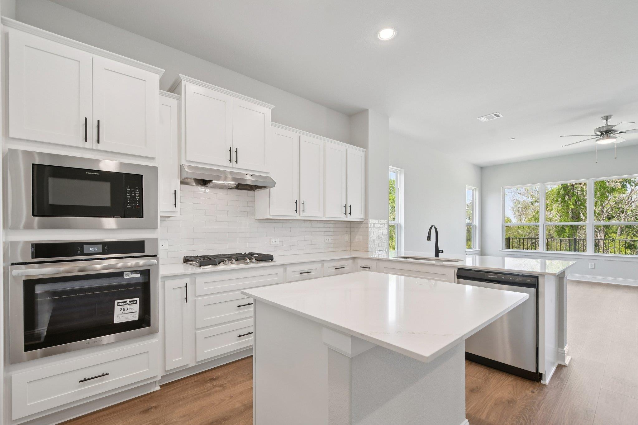 600 C-Bar Ranch Trl # 136, Cedar Park, TX 78613