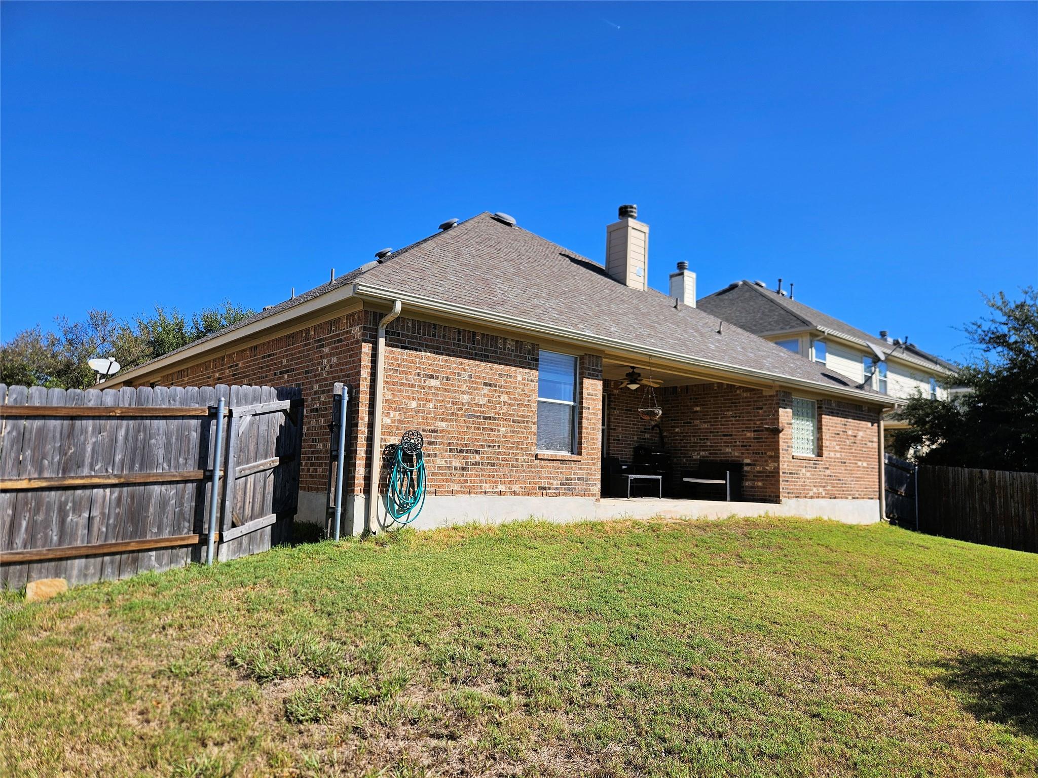 1808 Harvest Bend Ln, Cedar Park, TX 78613
