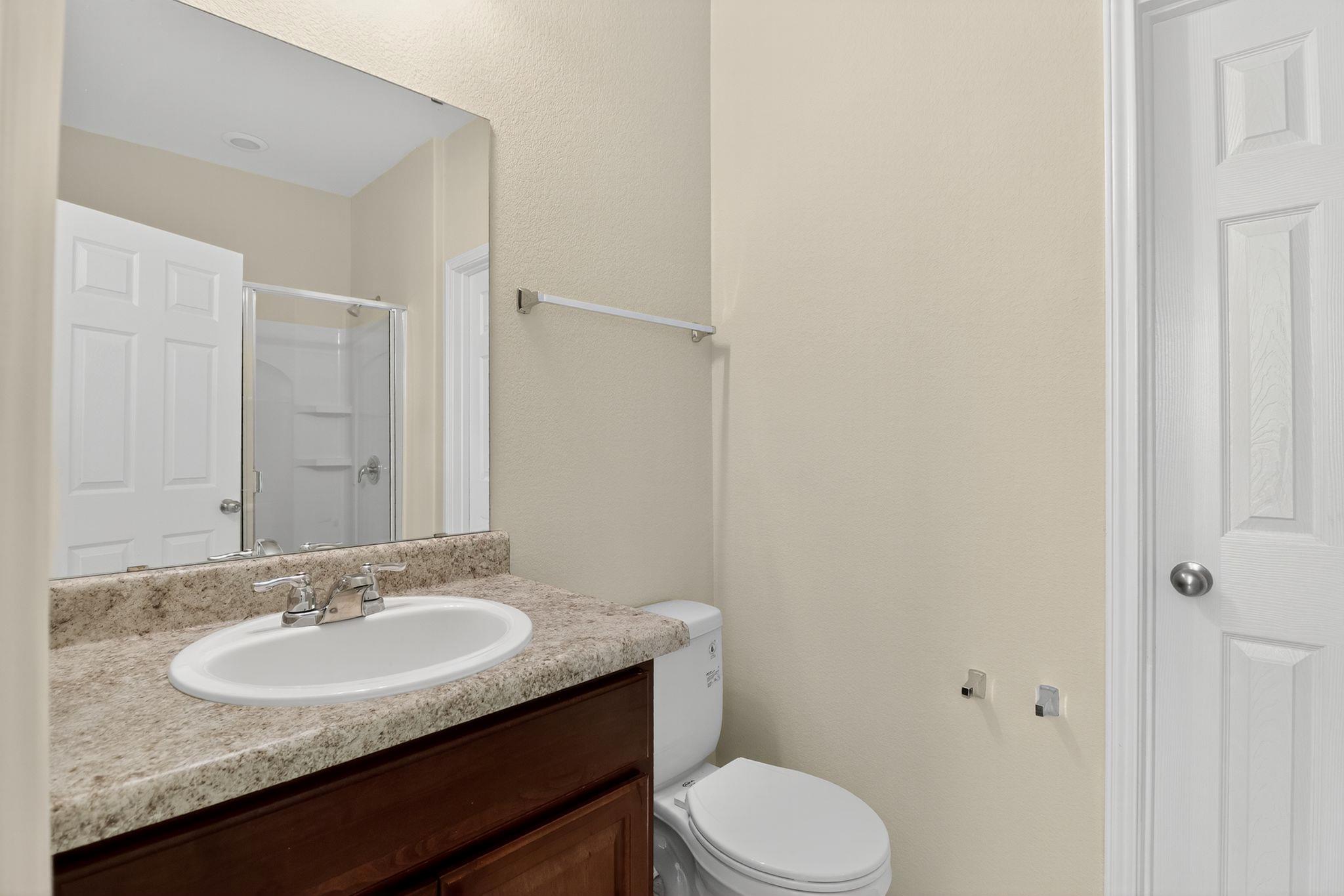 137 Miracle Dr, Jarrell, TX 76537