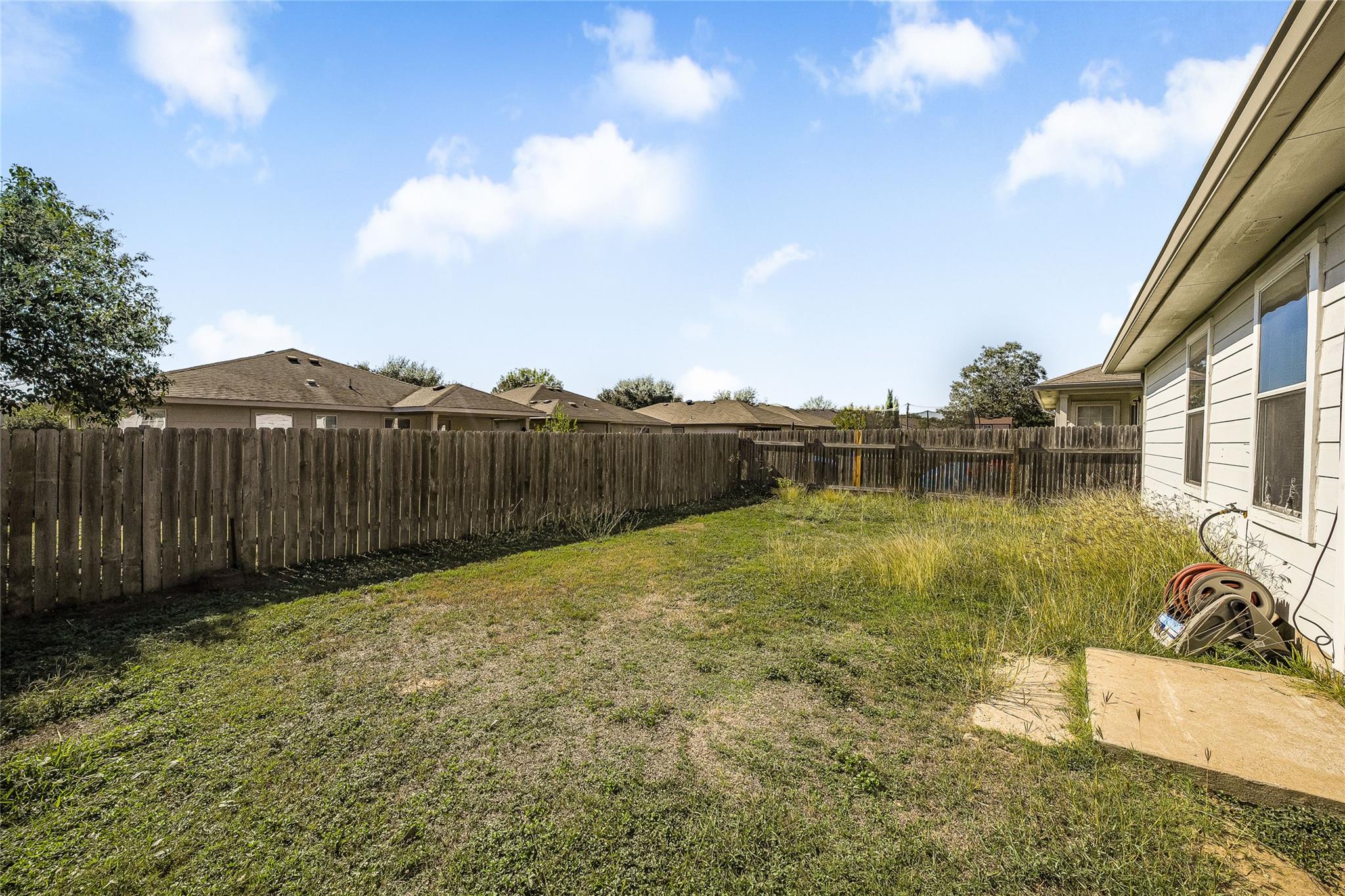 12517 Campana Dr, Del Valle, TX 78617